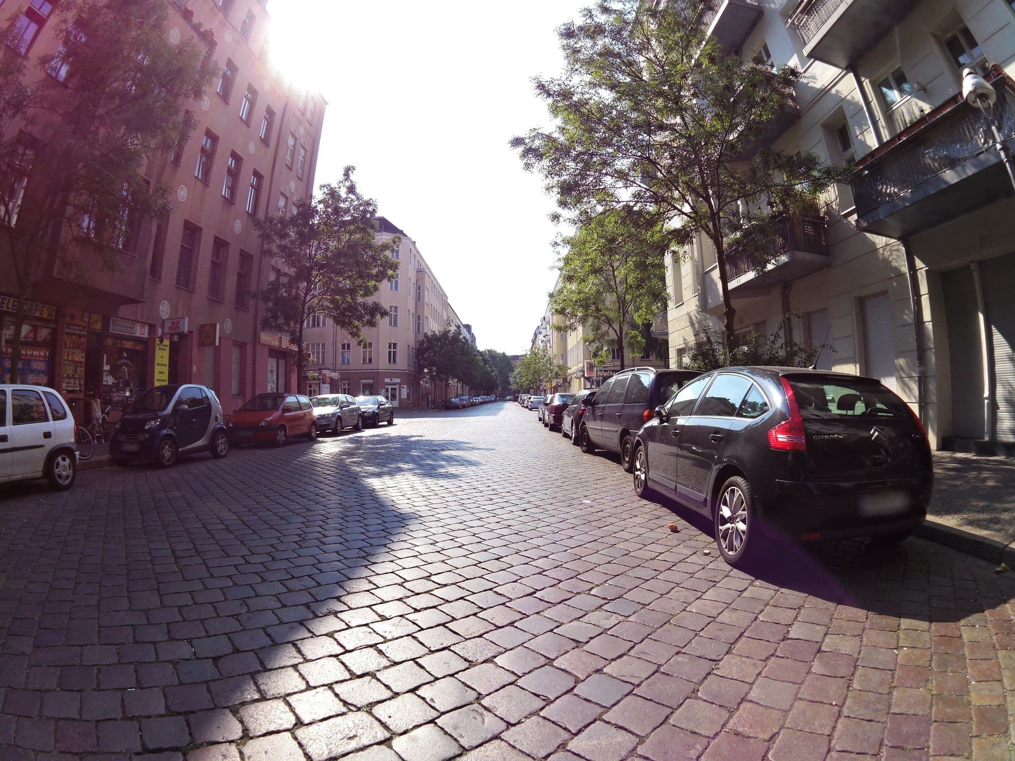 Street view near Kurzzeit WG, Wedding — © risoon (CC BY-SA · Mapillary)