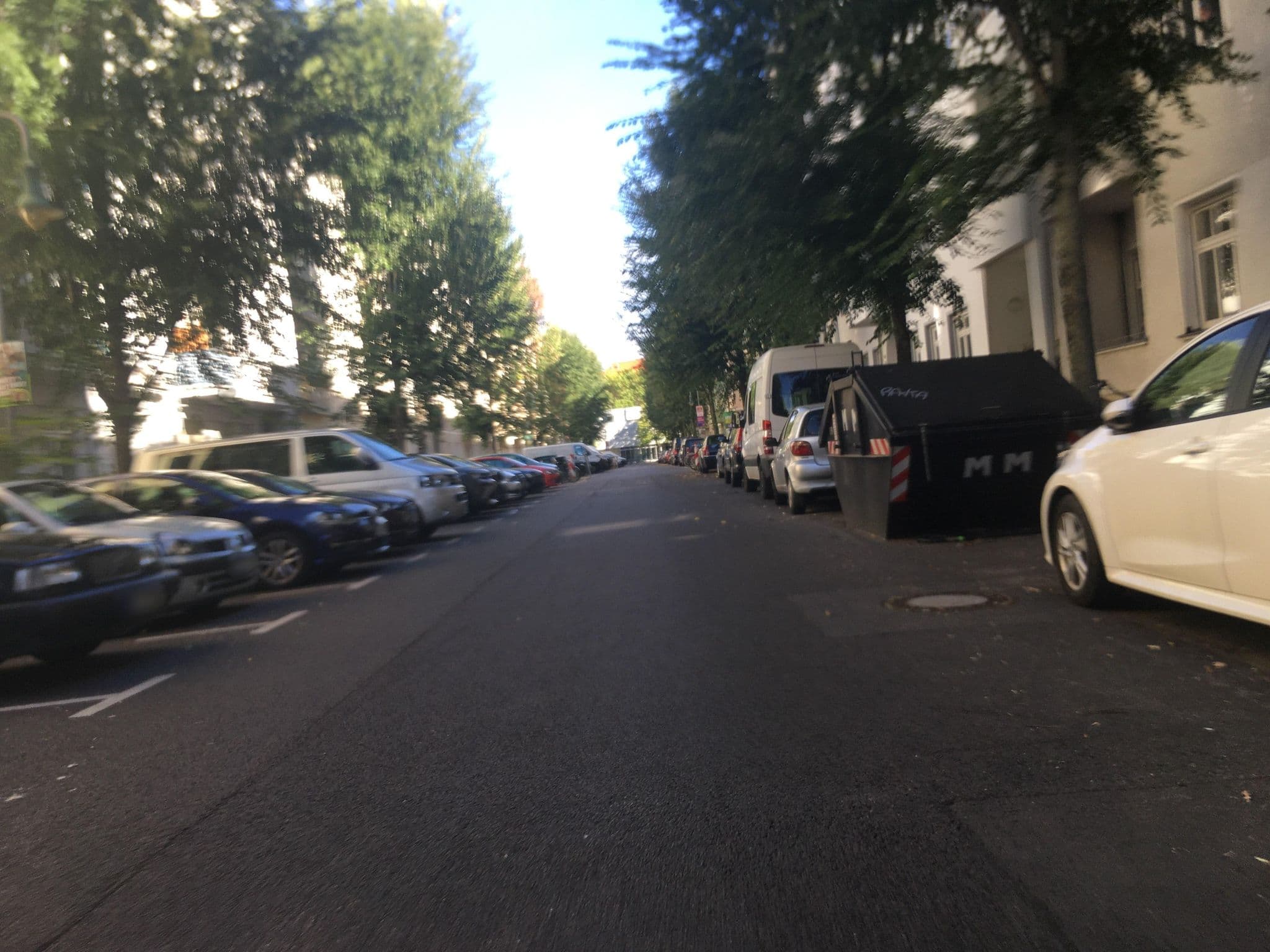 Street view near Apartments Island Mauerpark, Gesundbrunnen — © carlheinz (CC BY-SA · Mapillary)