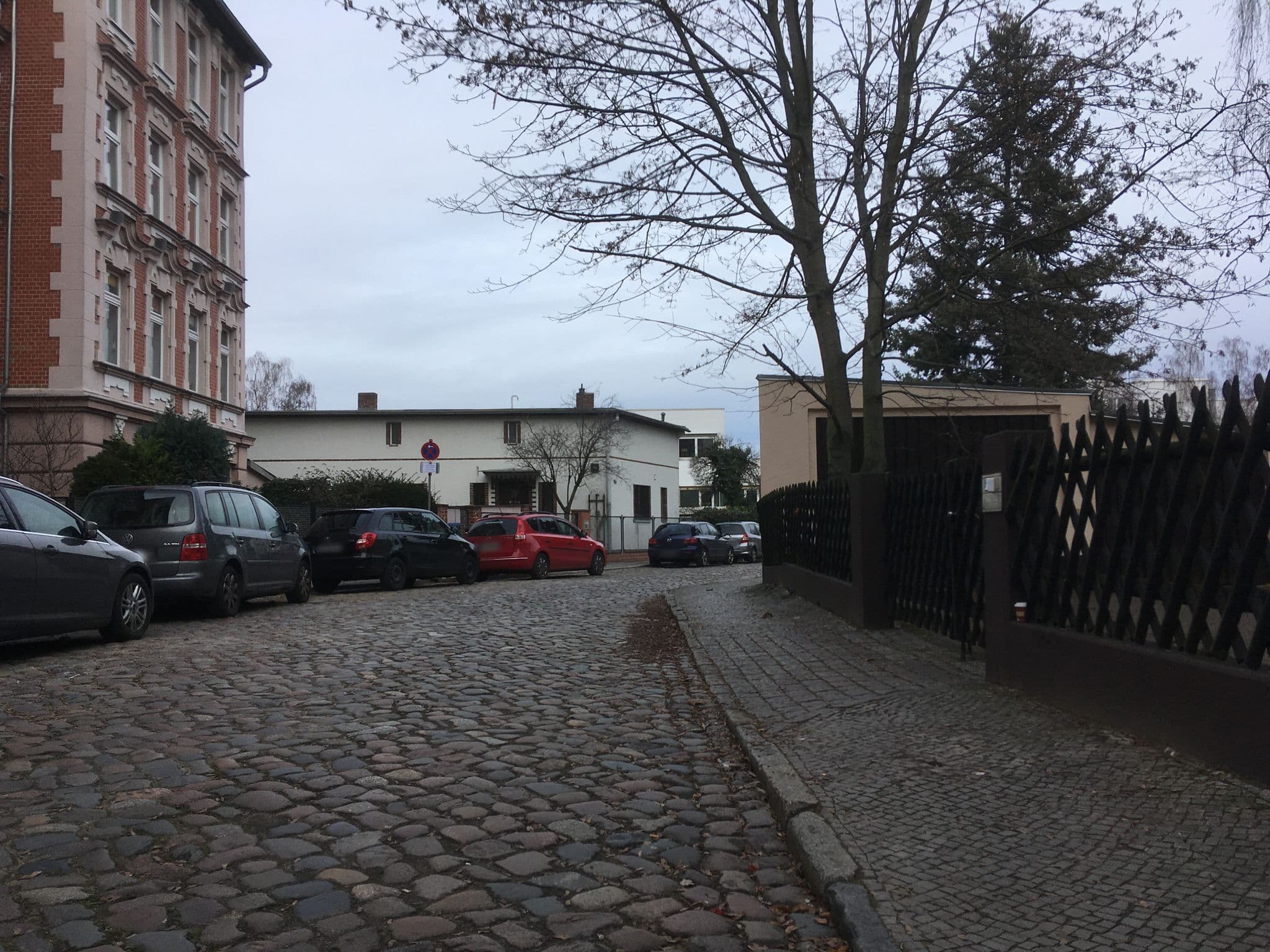 Street view near Stella entspannt diskret Zimmervermietung, Neukölln — © eserte (CC BY-SA · Mapillary)