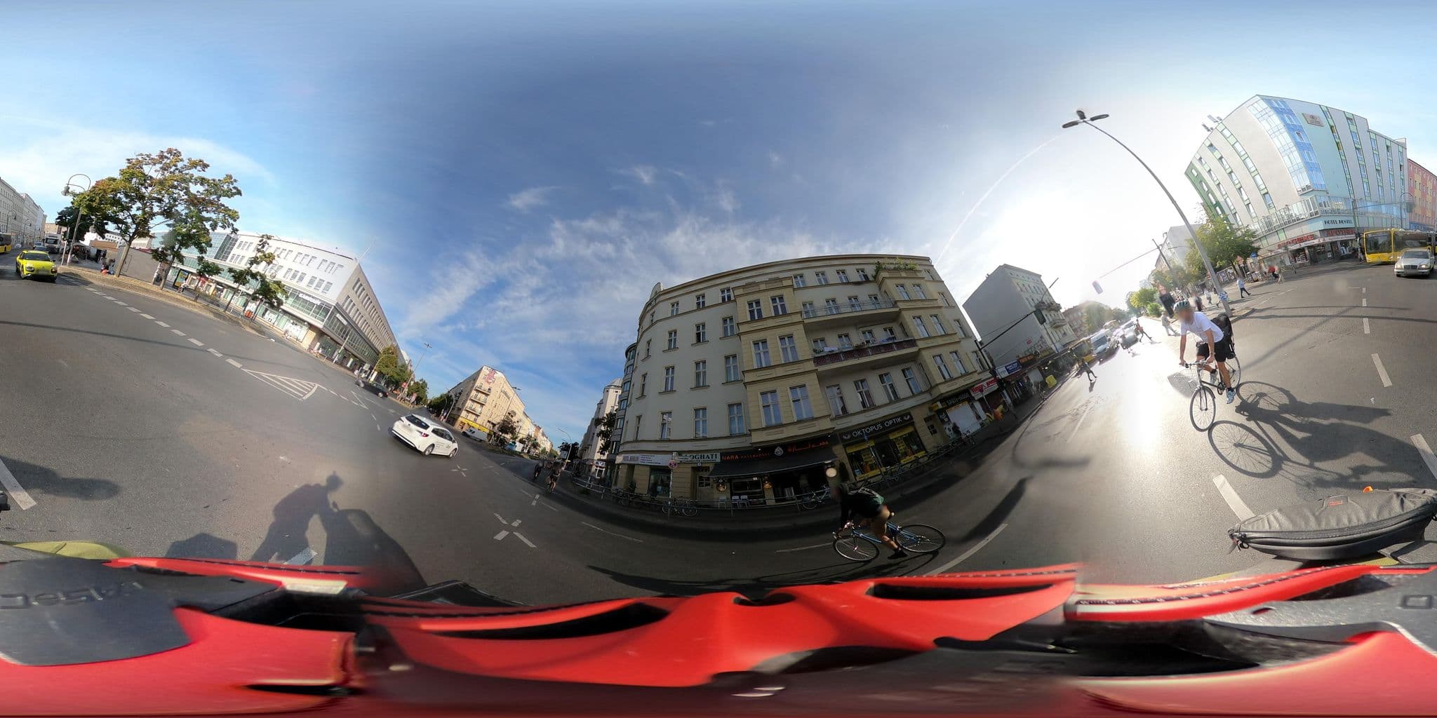 Street view near Hotel zur Reichspost, Neukölln — © tordans (CC BY-SA · Mapillary)