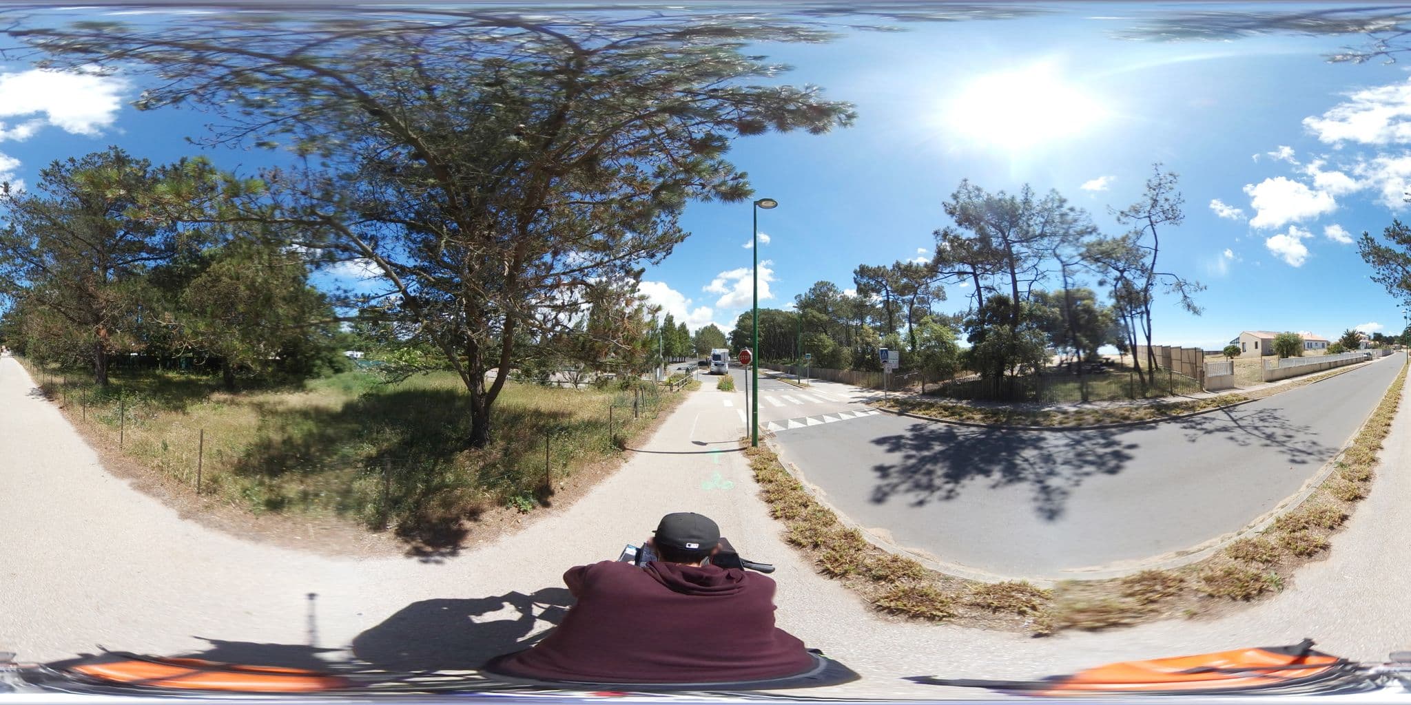 Street view near Aire Saint-Vincent-sur-Jard, Jard-sur-Mer — © ev1velodyssee (CC BY-SA · Mapillary)