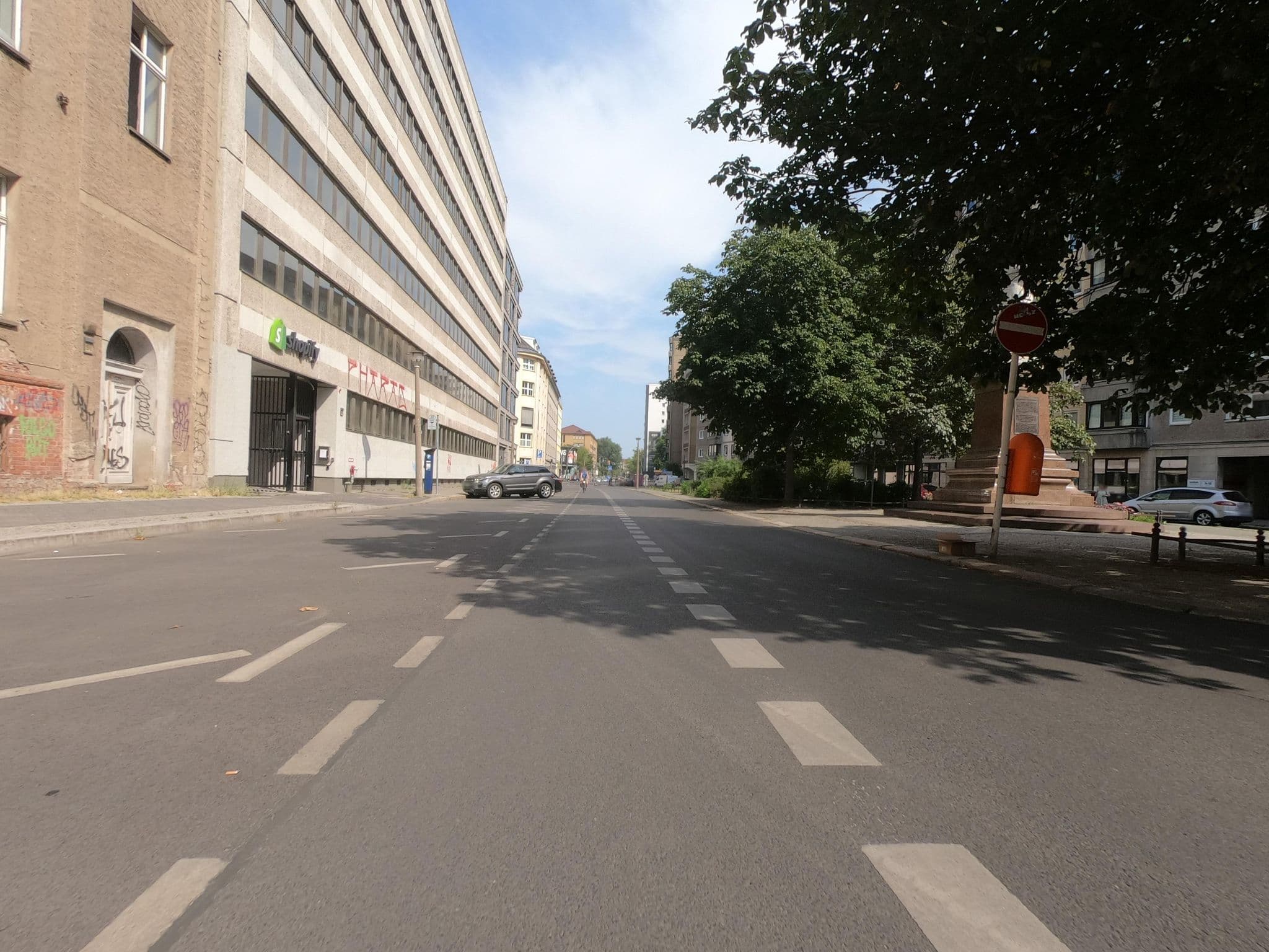 Street view near The Dude, Mitte — © carlheinz (CC BY-SA · Mapillary)