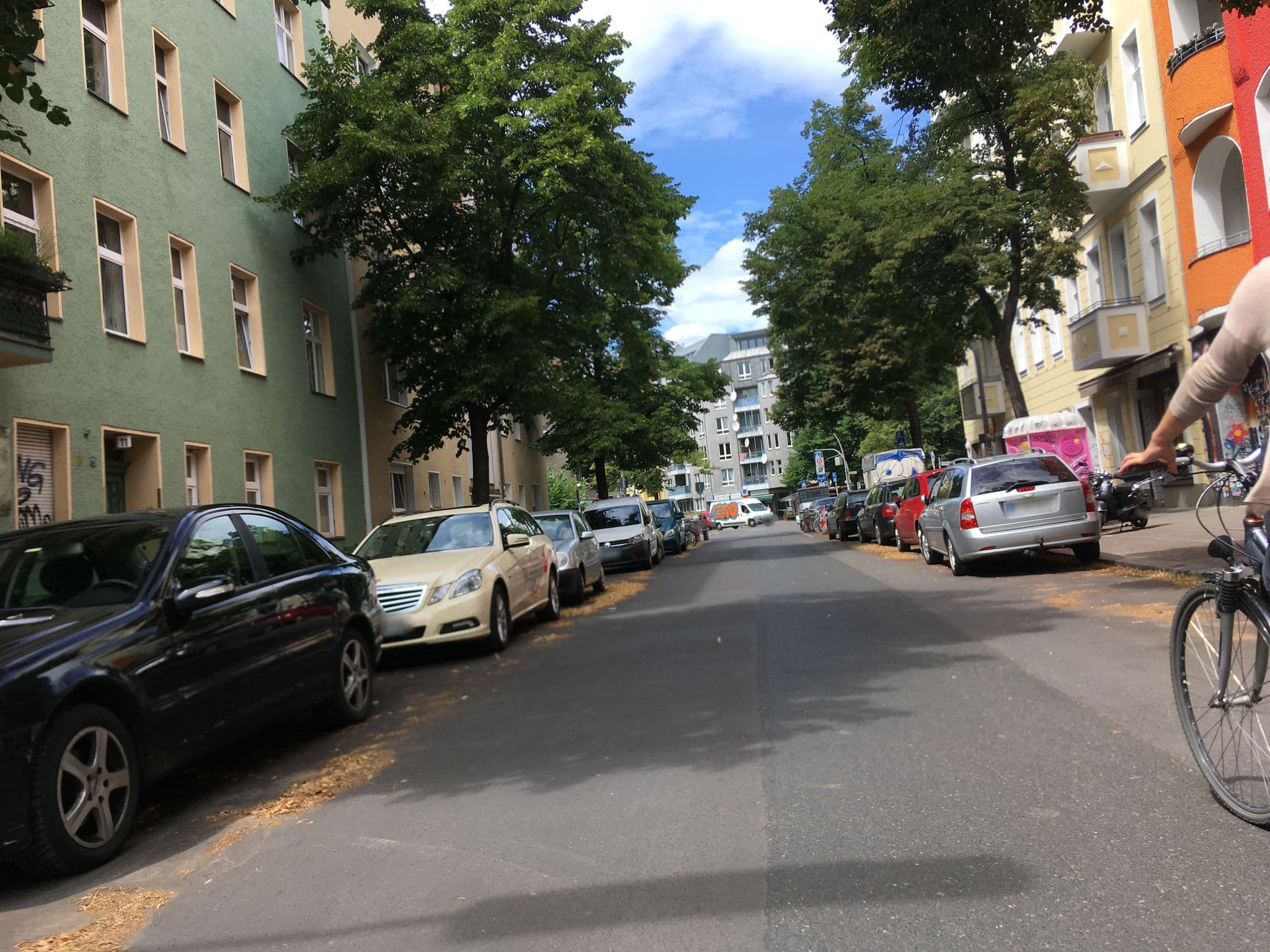 Street view near Weser208, Treptow — © eserte (CC BY-SA · Mapillary)