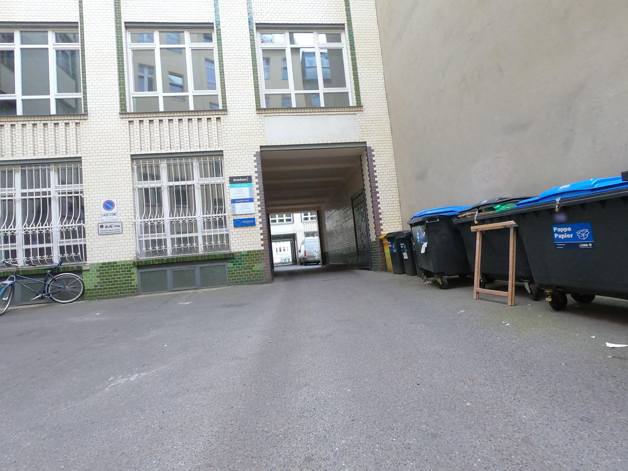 Street view near Storage Apartments, Neukölln — © carlheinz (CC BY-SA · Mapillary)