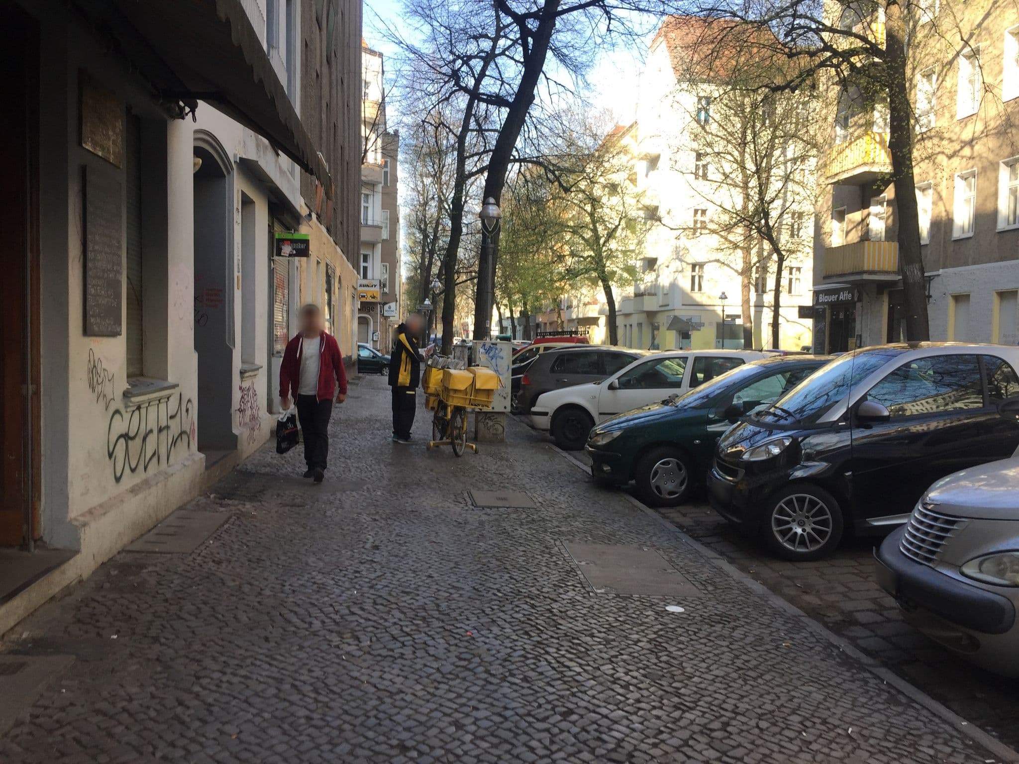 Street view near Stylisches Apartment im Schillerkiez, Neukölln — © thepriben (CC BY-SA · Mapillary)