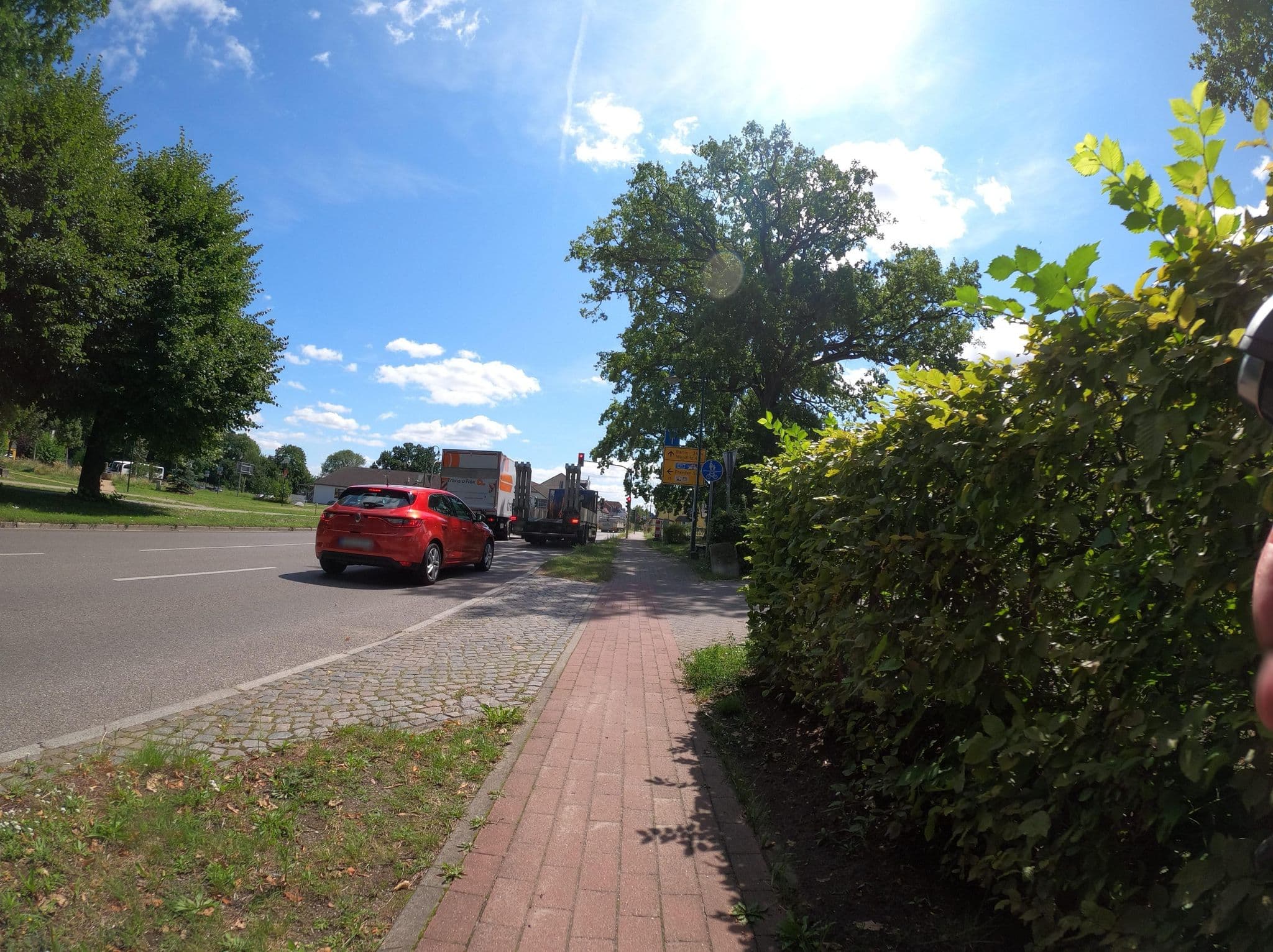 Street view near Bergquell, Wandlitz — © Langfahrer (CC BY-SA · Mapillary)