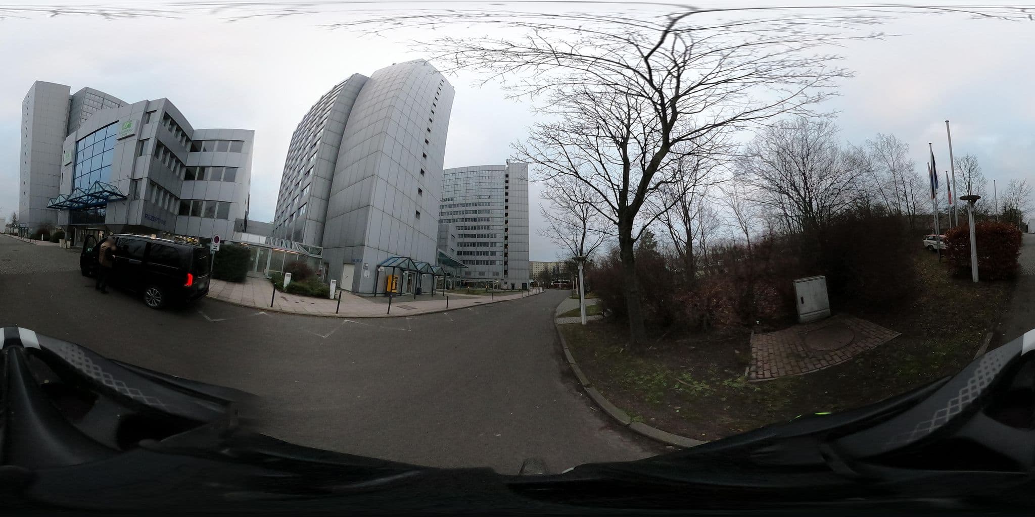 Street view near City Hotel Berlin East, Fennpfuhl — © stefanhrt (CC BY-SA · Mapillary)