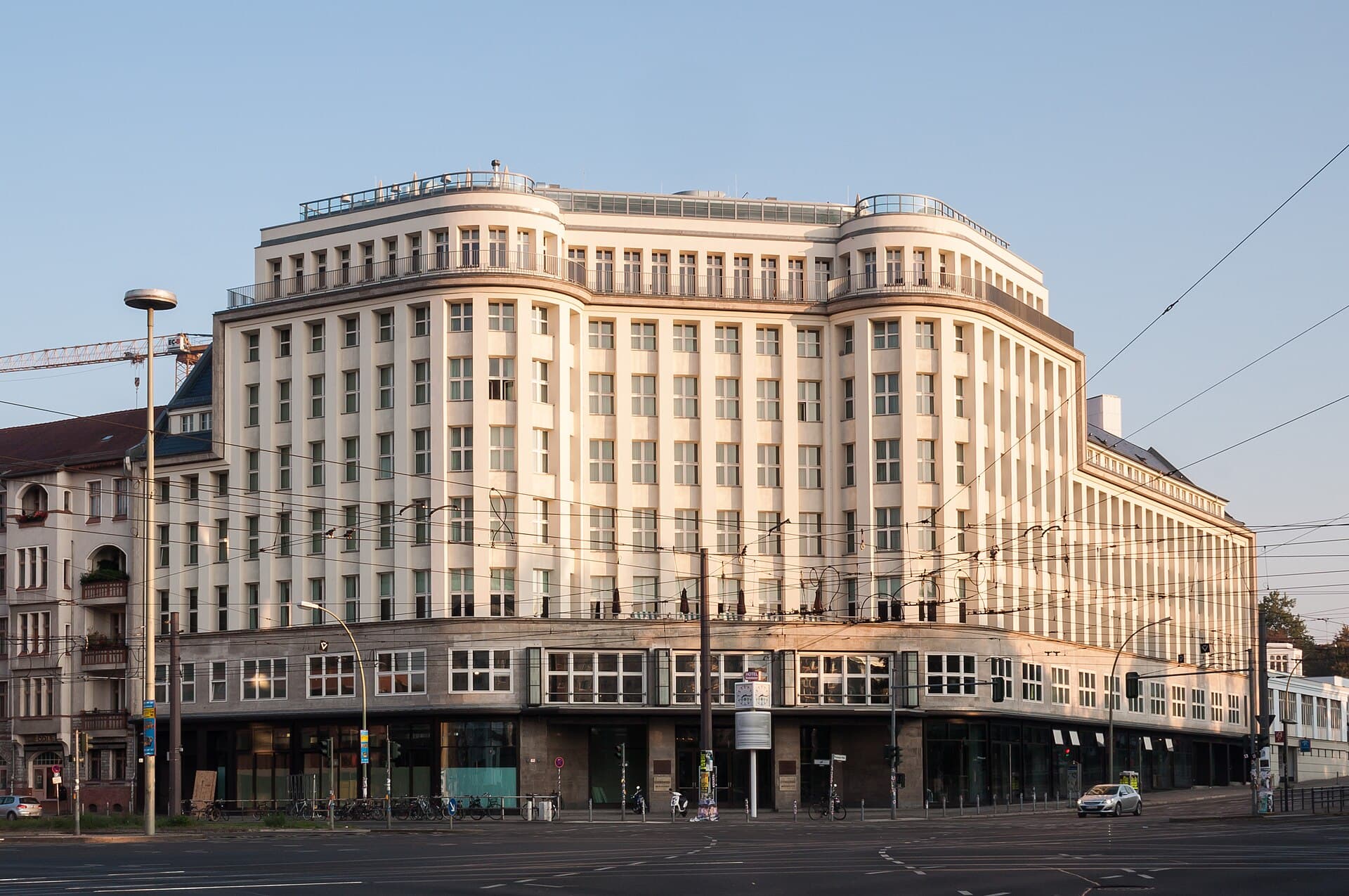 Soho House (via Wikimedia Commons, CC BY-SA 3.0 de)