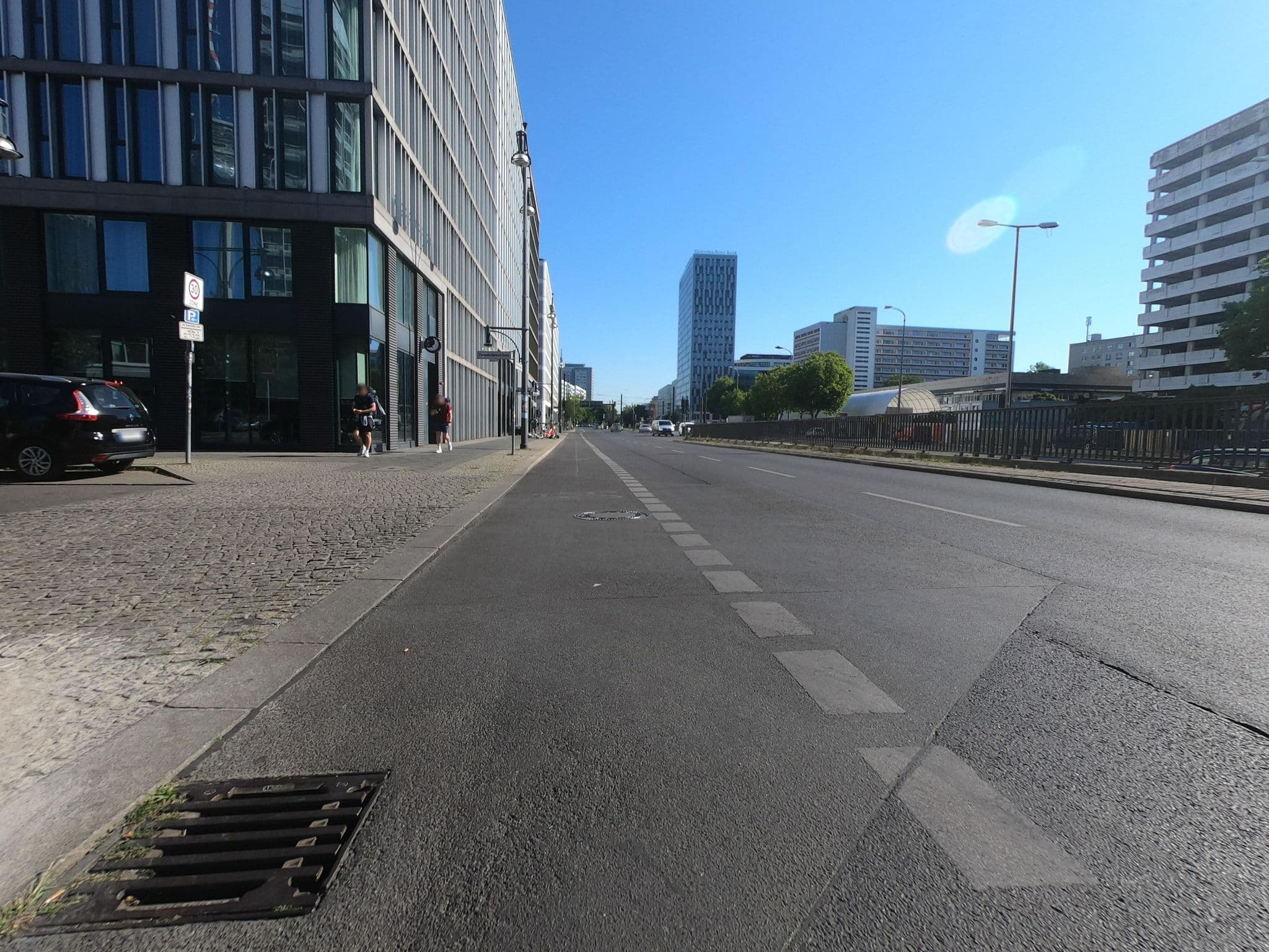 Street view near Premier Inn, Berlin — © carlheinz (CC BY-SA · Mapillary)