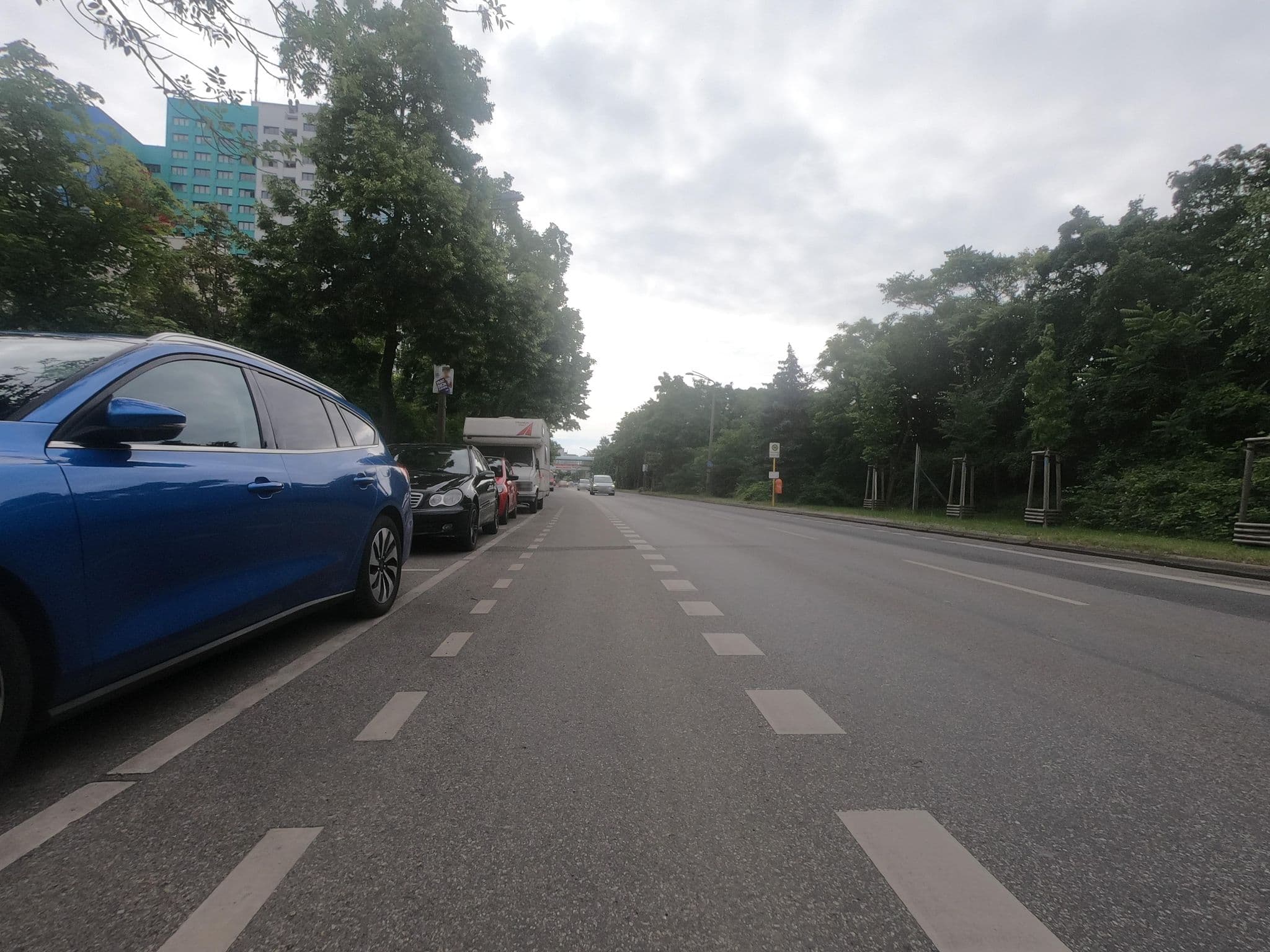 Street view near Fotografie Marintschuk, Fennpfuhl — © carlheinz (CC BY-SA · Mapillary)