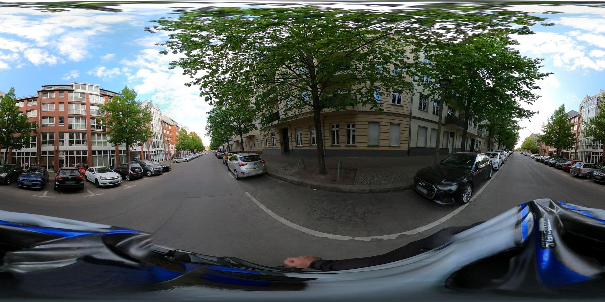 Street view near Ber.Ho. Apartments Prenzlauer Berg, Prenzlauer Berg — © eserte (CC BY-SA · Mapillary)