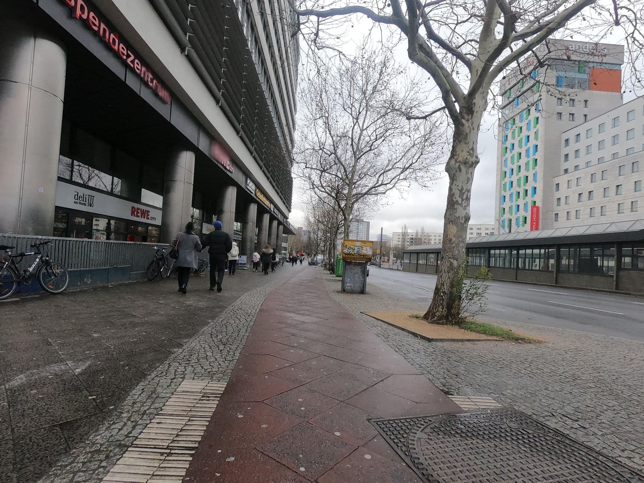Street view near Apart Hotels & Residences GmbH, Fennpfuhl — © carlheinz (CC BY-SA · Mapillary)