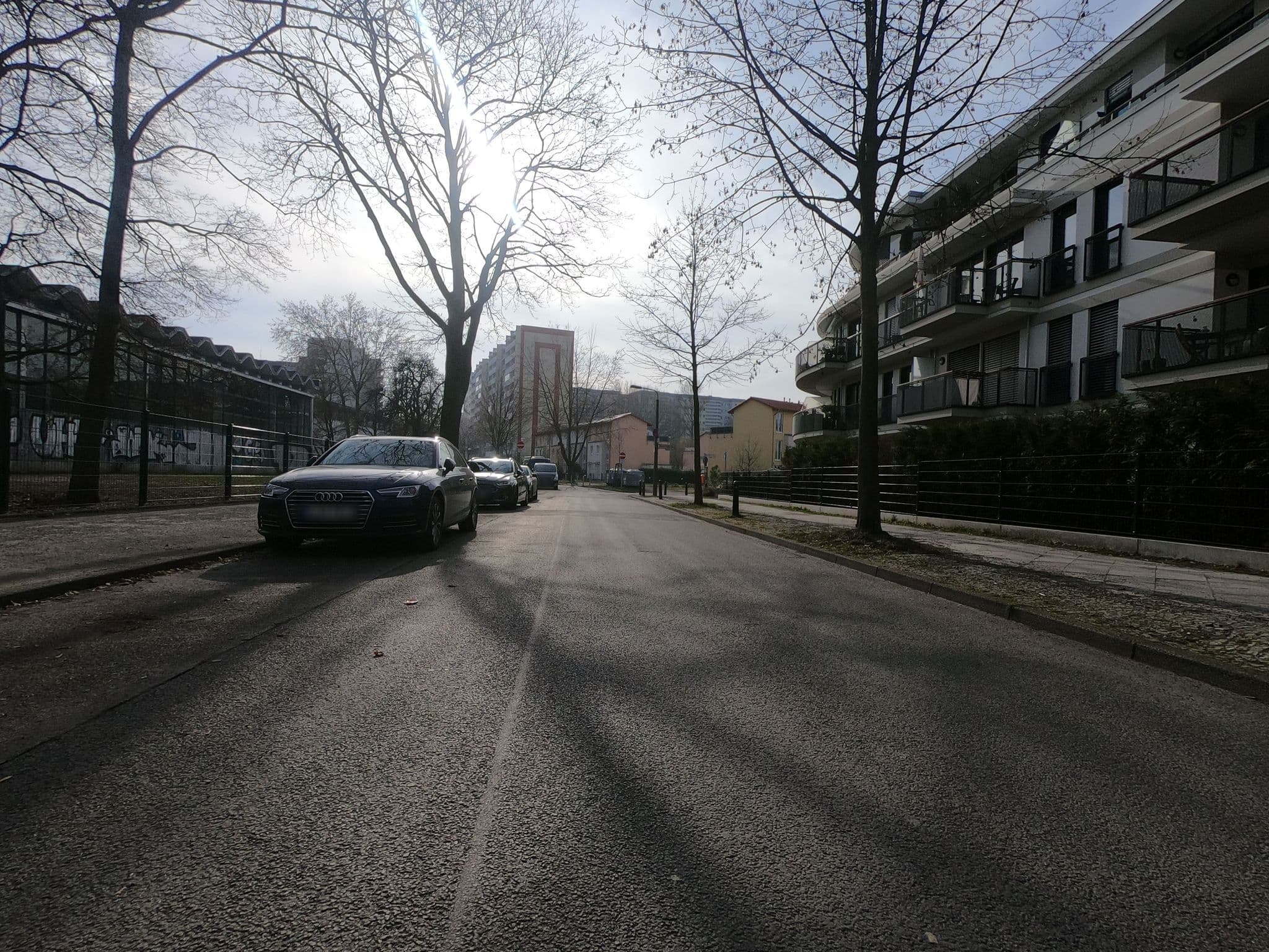 Street view near Idyllisches Haus mitten, Fennpfuhl — © carlheinz (CC BY-SA · Mapillary)