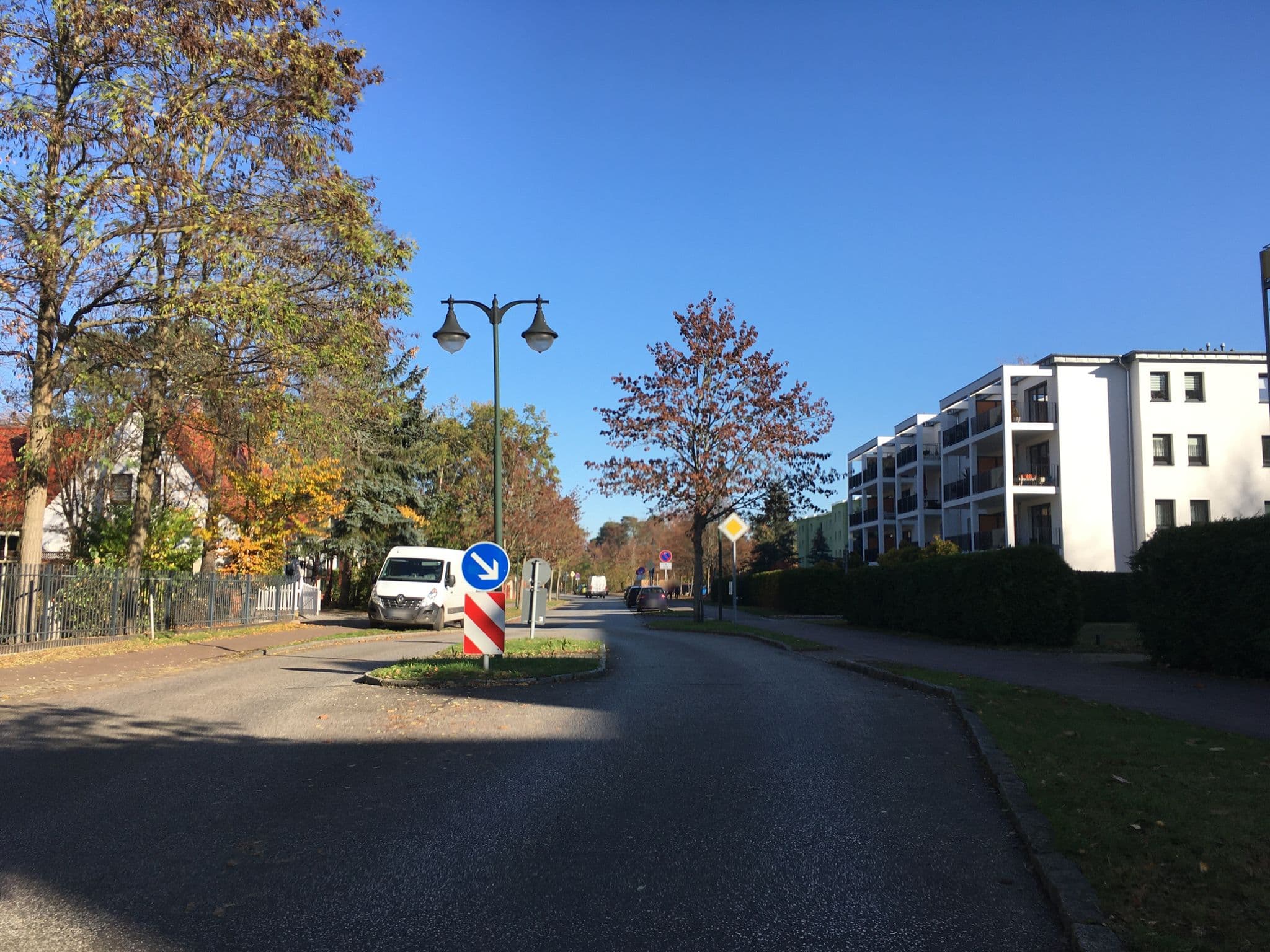 Street view near Ferienwohnung Renate in der Villa Seeblick, Bad Saarow — © carlheinz (CC BY-SA · Mapillary)