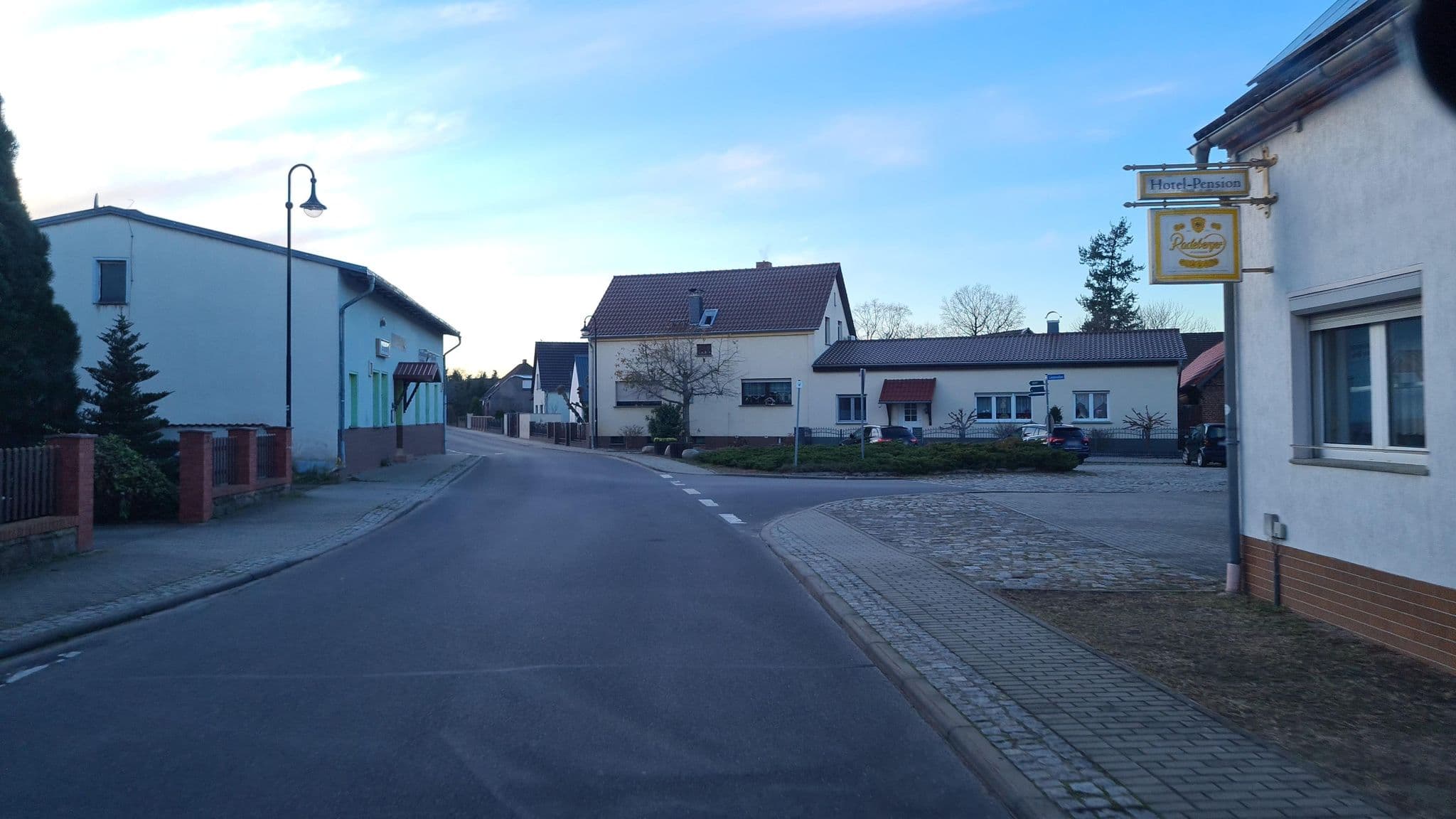 Street view near Hotel Pension Märkischheide Grisk Silvia, Detlef, Vetschau — © dsmm (CC BY-SA · Mapillary)