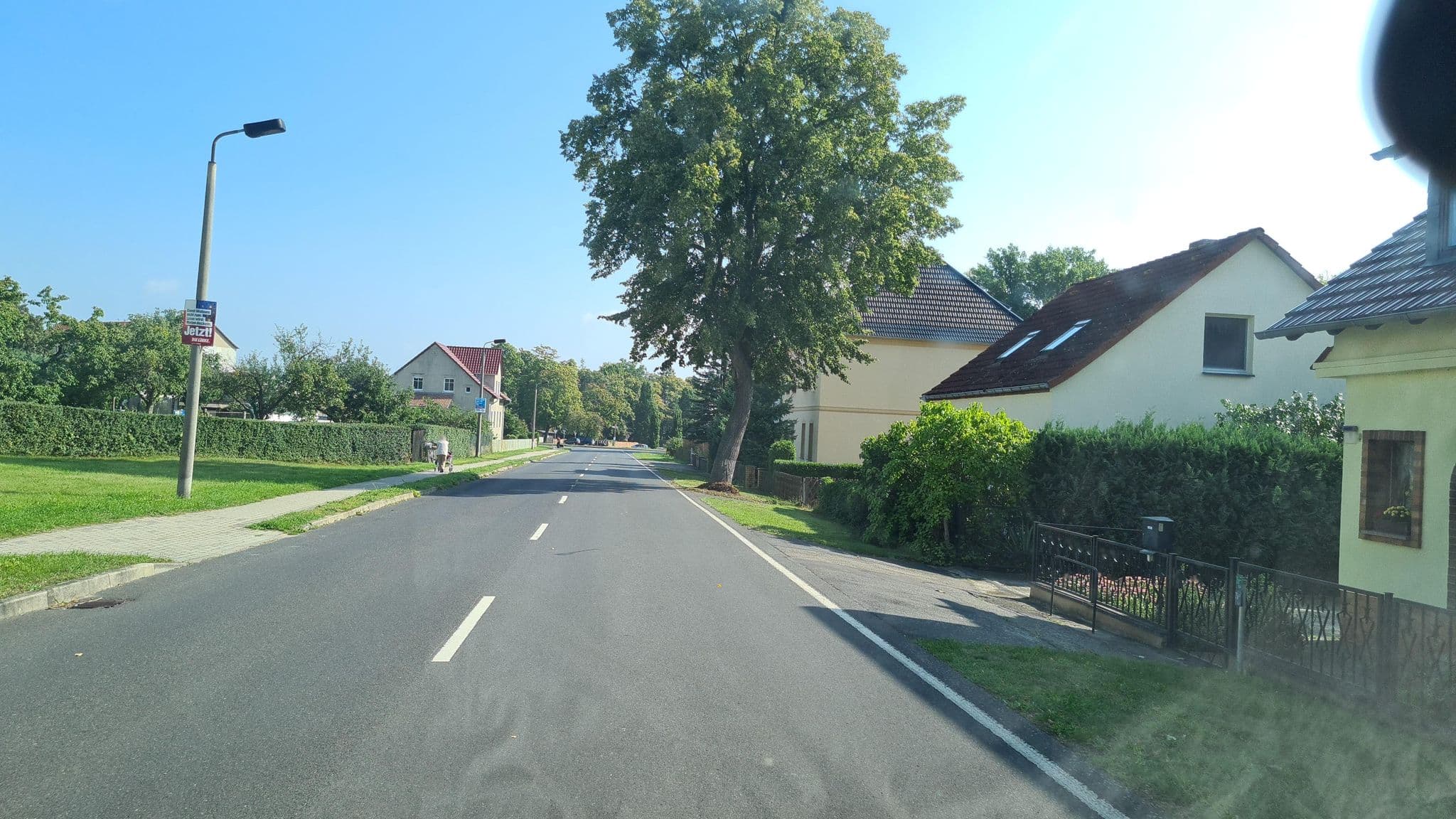 Street view near Pension Am Kirschbaum, Luckau — © dsmm (CC BY-SA · Mapillary)