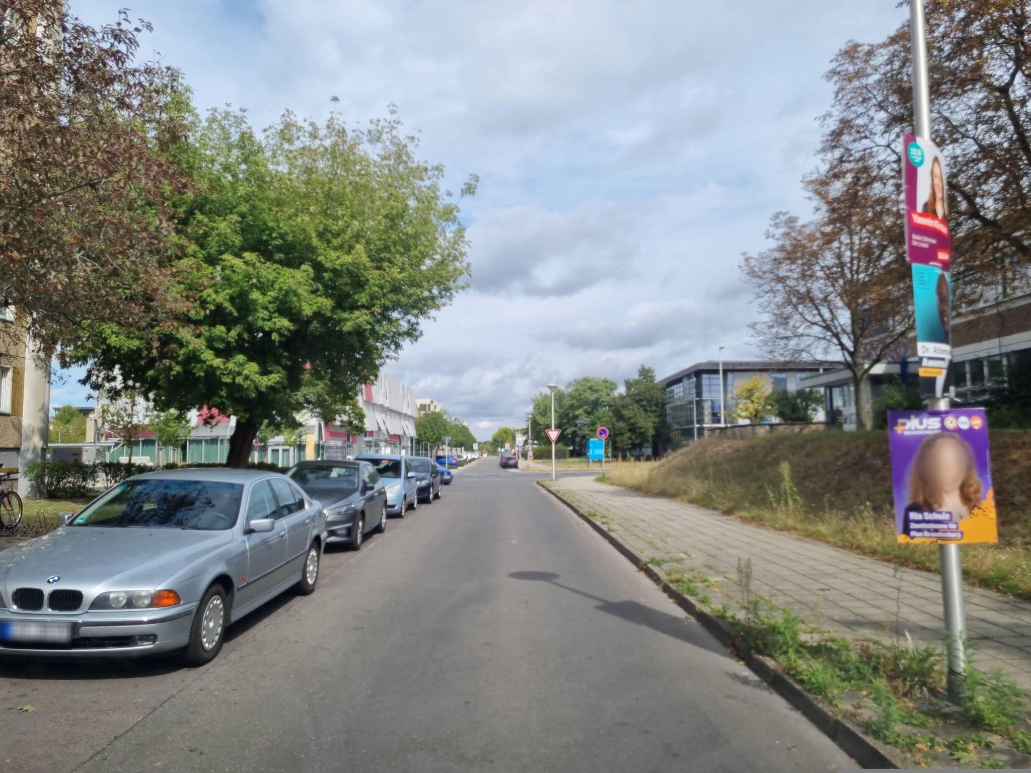 Street view near UNI Service GmbH, Cottbus — © dsmm (CC BY-SA · Mapillary)