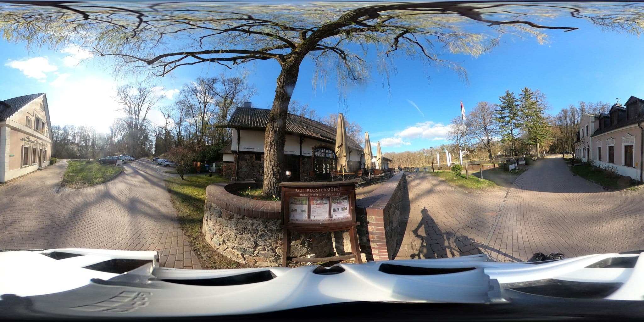 Street view near Gut Klostermühle, Briesen — © Oderradler (CC BY-SA · Mapillary)