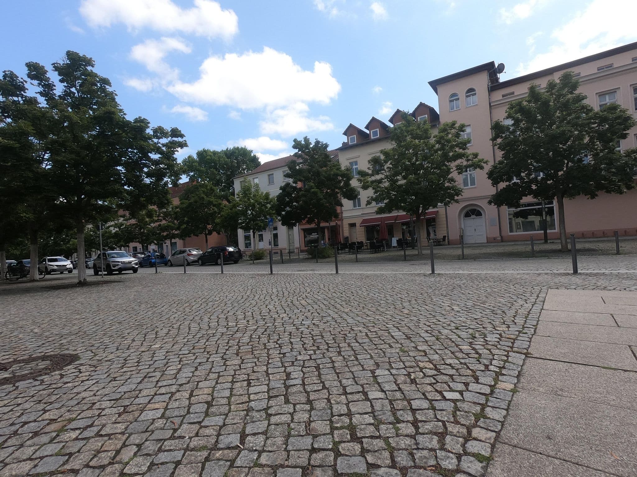 Street view near Spreewald Unterkünfte alte Zigarrenfabrik Familie Häfner, Lubin — © carlheinz (CC BY-SA · Mapillary)