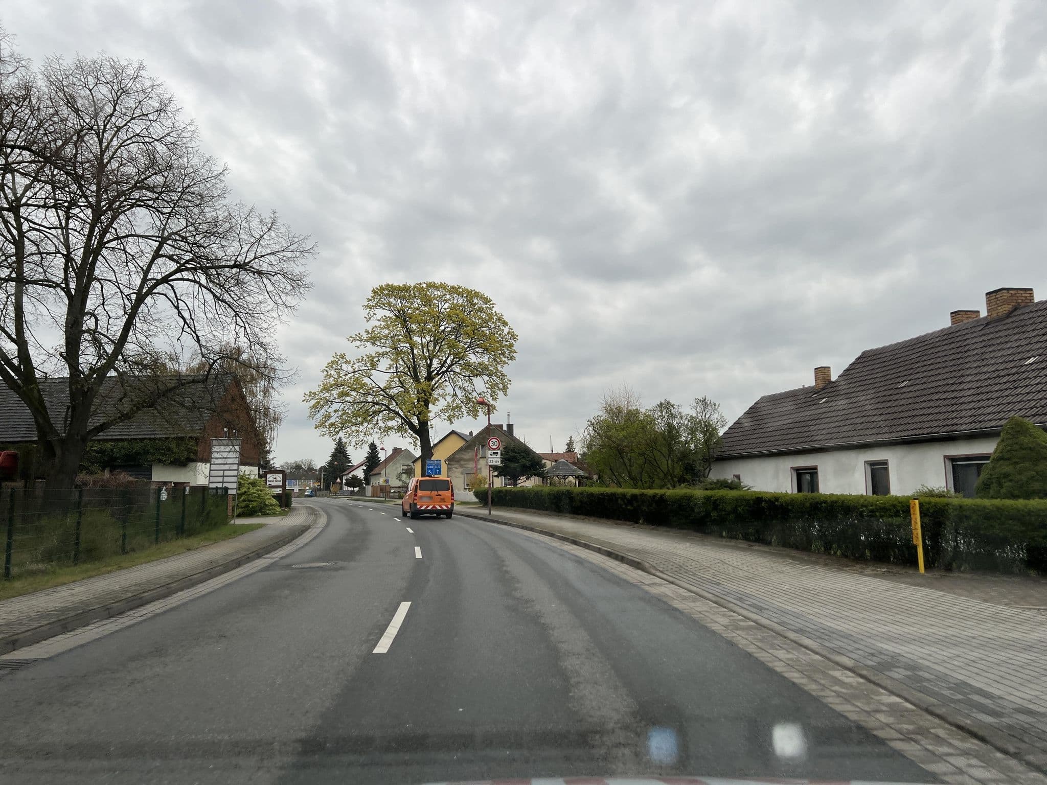 Street view near Pension Dubener Kuckuck, Lubin — © markers86 (CC BY-SA · Mapillary)