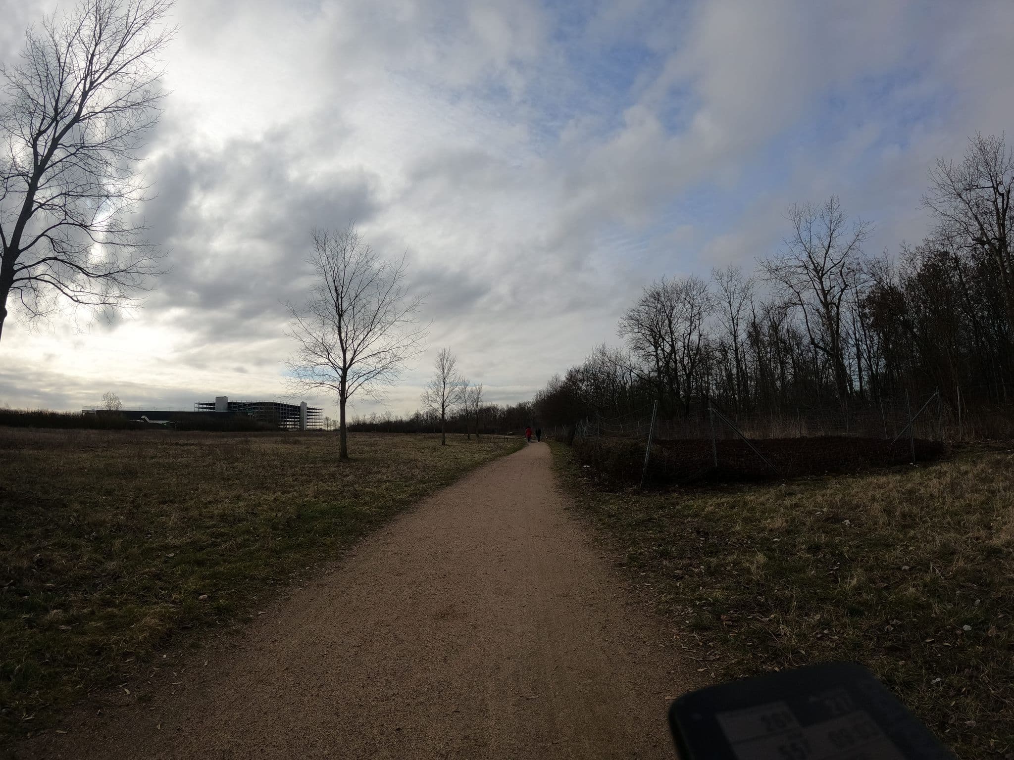 Street view near Hotel El Condor, Altglienicke — © stefanhrt (CC BY-SA · Mapillary)