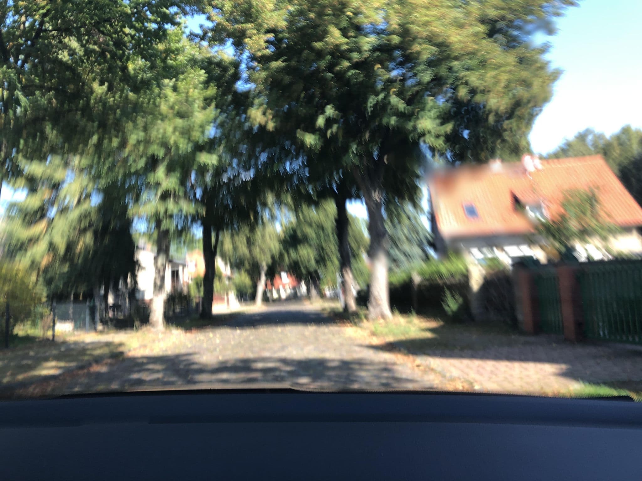 Street view near Ferienwohnung Schwarzer Kater, Erkner — © atze777 (CC BY-SA · Mapillary)
