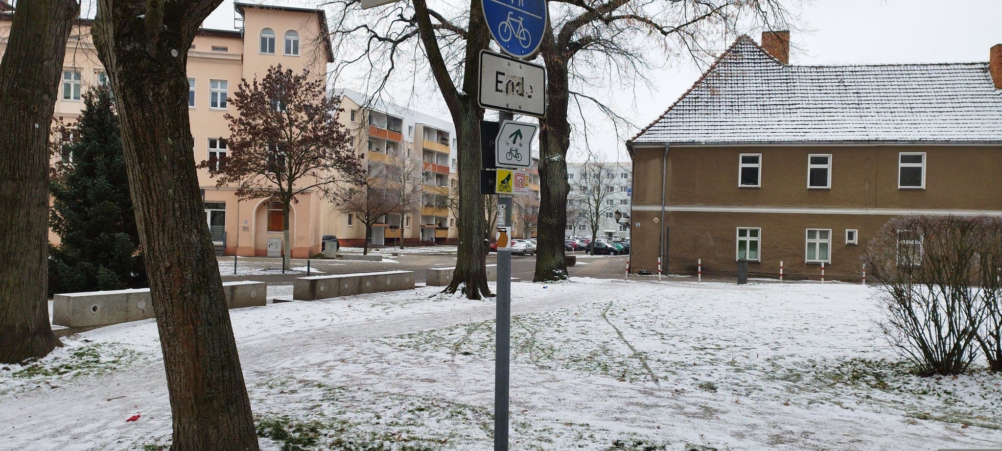 Street view near Spreewaldunterkunft zur Postsäule, Lubin — © ber319 (CC BY-SA · Mapillary)
