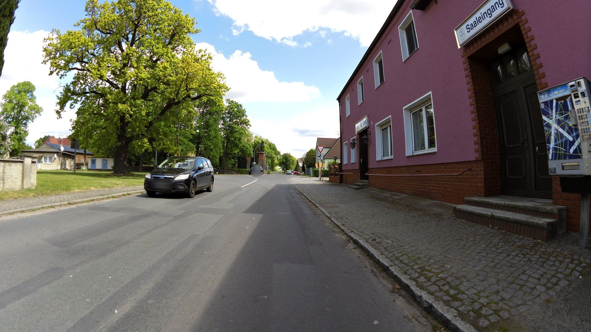Street view near Gasthaus & Pension Goersdorf, Rietz Neuendorf — © moenk (CC BY-SA · Mapillary)
