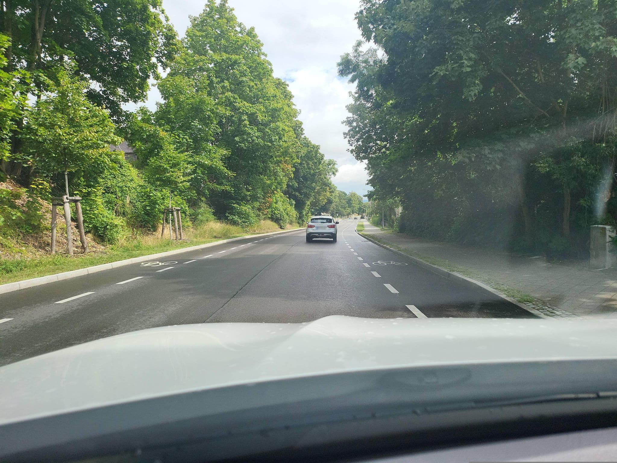 Street view near Pension Wiedmann, Bad Freienwalde — © DerMaster0815 (CC BY-SA · Mapillary)