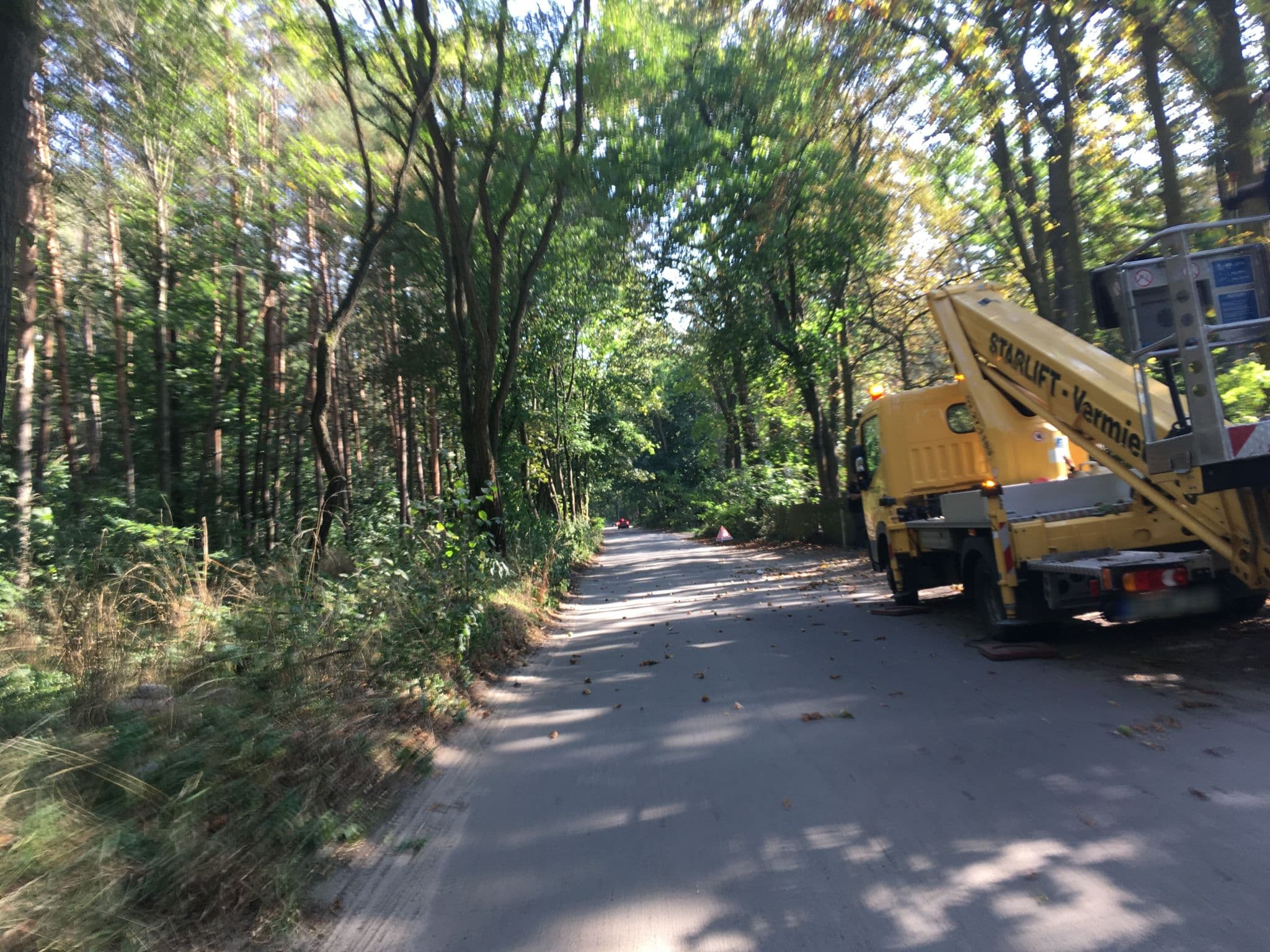 Street view near St. Albertusheim, Friedrichshagen — © eserte (CC BY-SA · Mapillary)