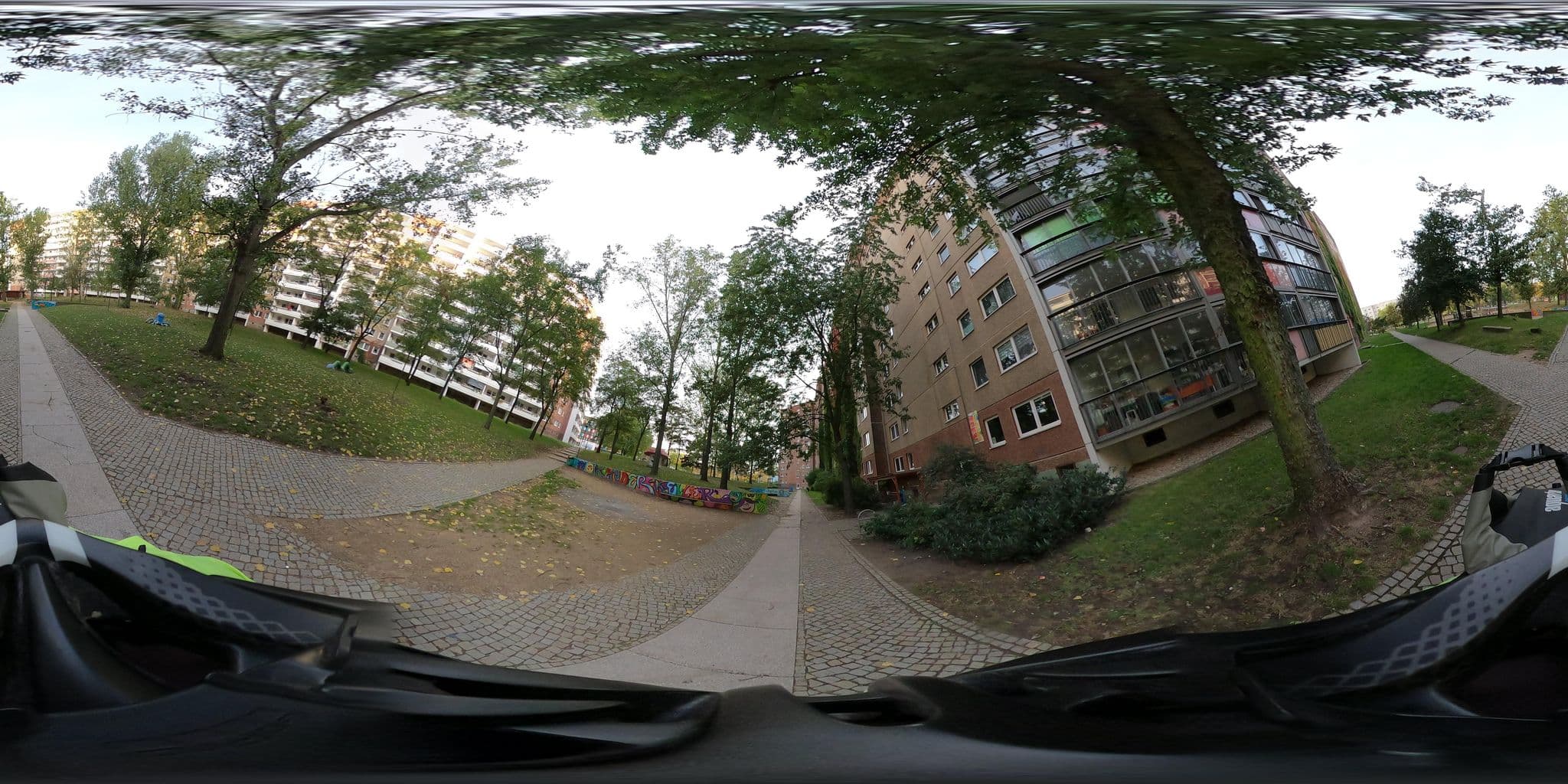 Street view near Pension 11. Himmel, Marzahn — © stefanhrt (CC BY-SA · Mapillary)
