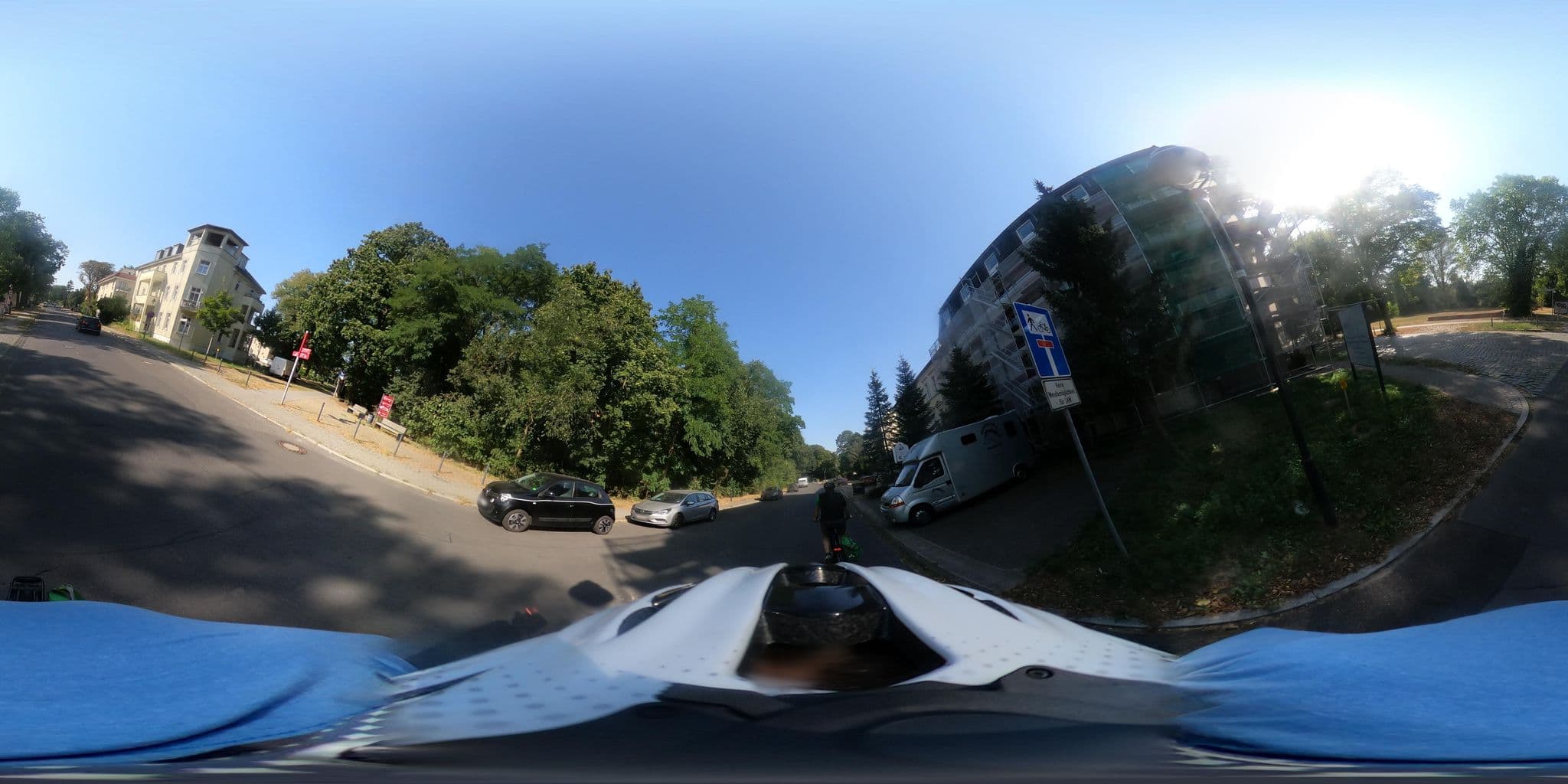 Street view near Hotel Hoppegarten Berlin, Mahlsdorf — © Mobilitaetswerk (CC BY-SA · Mapillary)