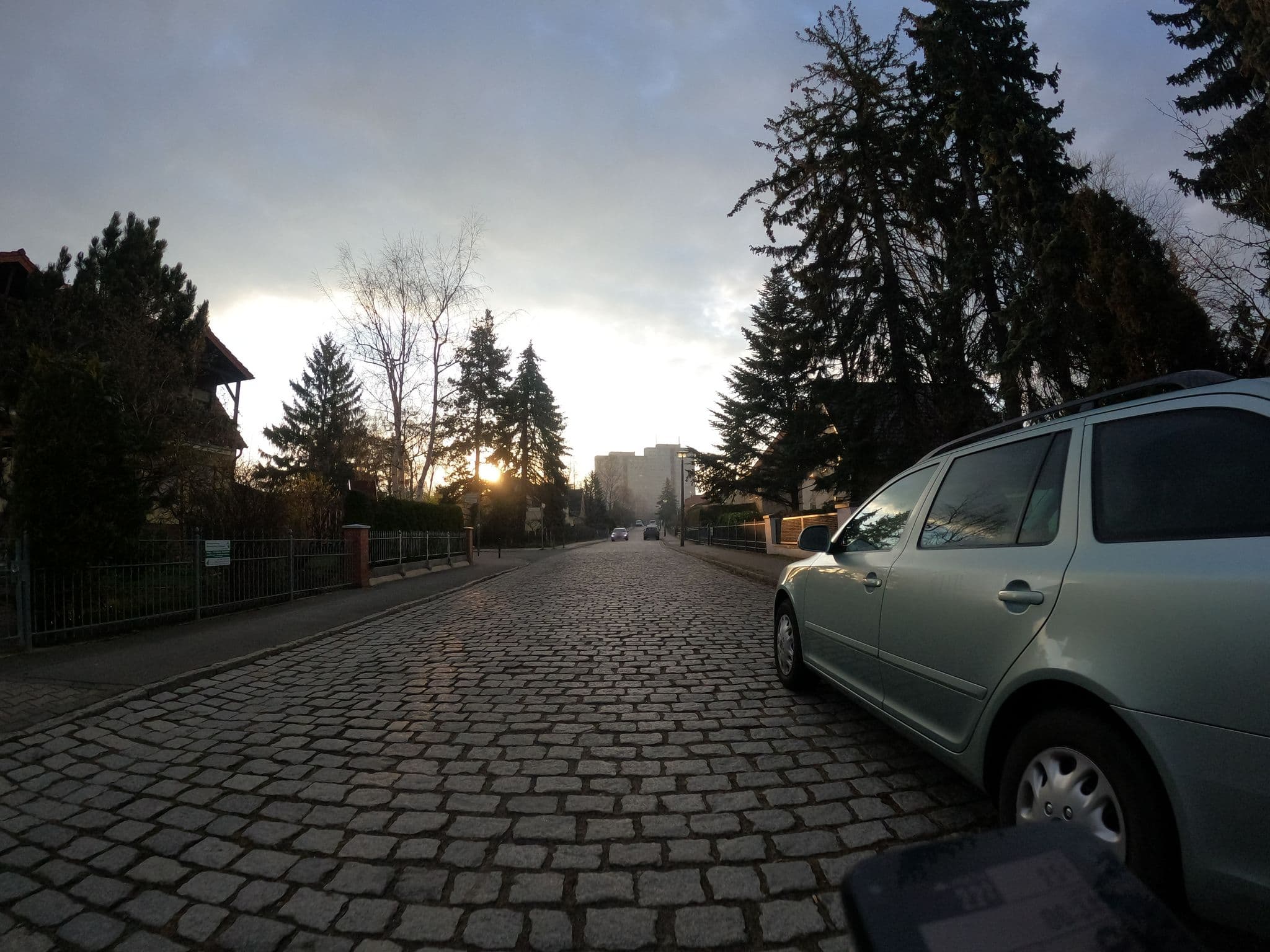 Street view near Ferienwohnung Hänflingsnest, Marzahn — © stefanhrt (CC BY-SA · Mapillary)