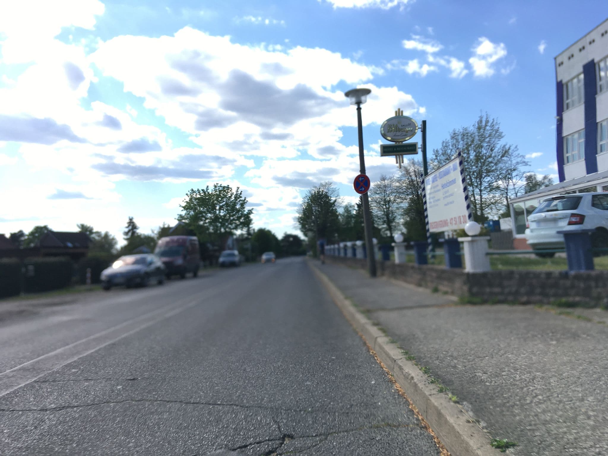 Street view near HW Hotel Berlin, Kaulsdorf — © eserte (CC BY-SA · Mapillary)