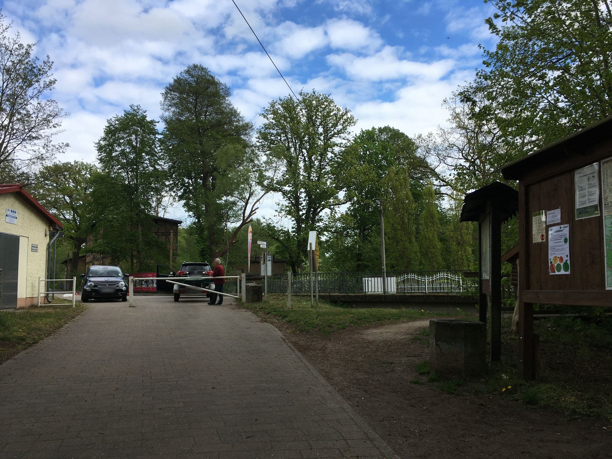 Street view near Landhotel Am Obersee, Biesenthal — © carlheinz (CC BY-SA · Mapillary)