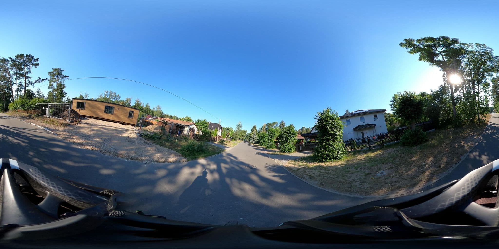 Street view near Pension Schillerhöhe, Strausberg — © stefanhrt (CC BY-SA · Mapillary)