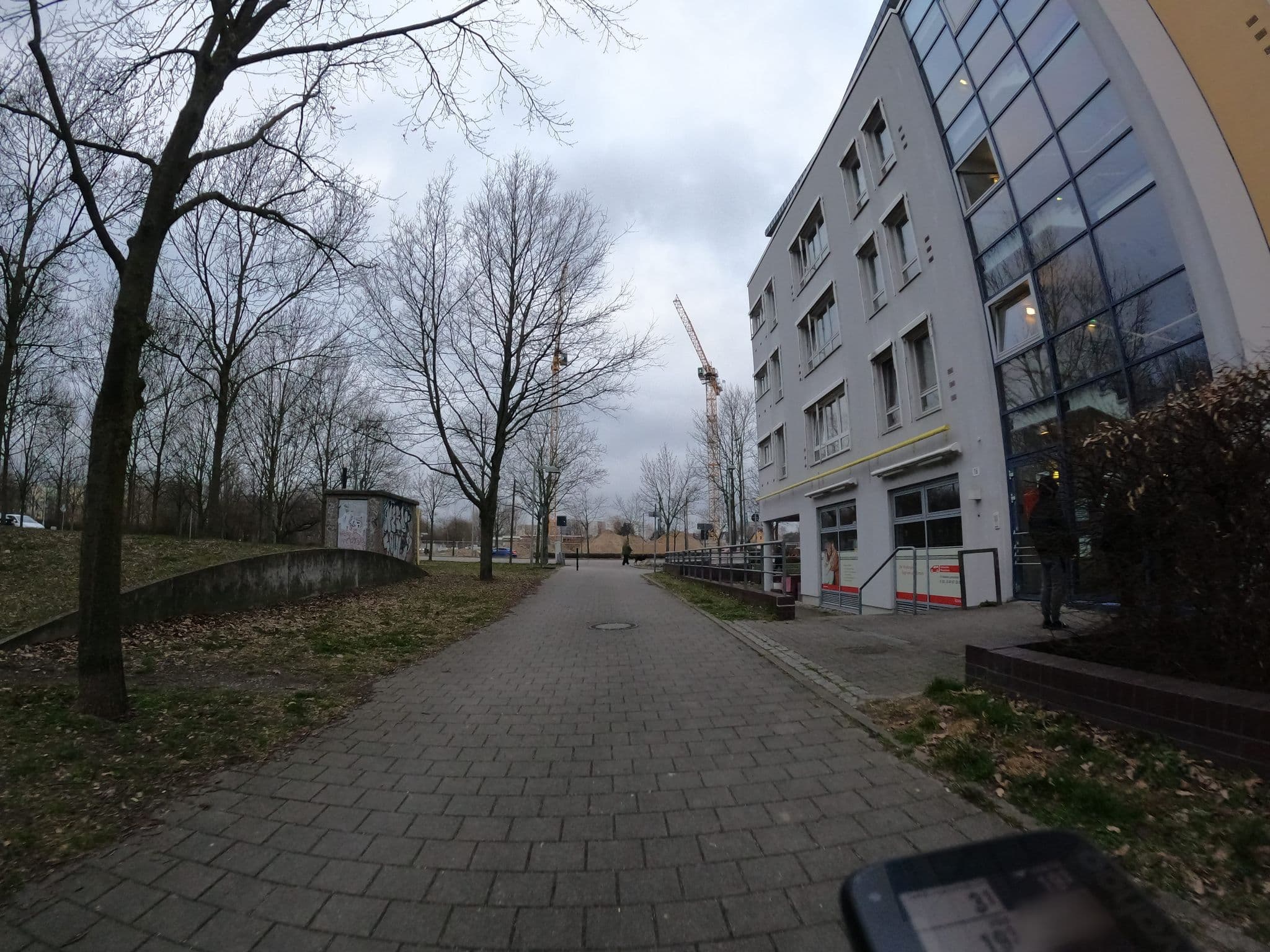 Street view near Parkhotel Marzan, Marzahn — © stefanhrt (CC BY-SA · Mapillary)