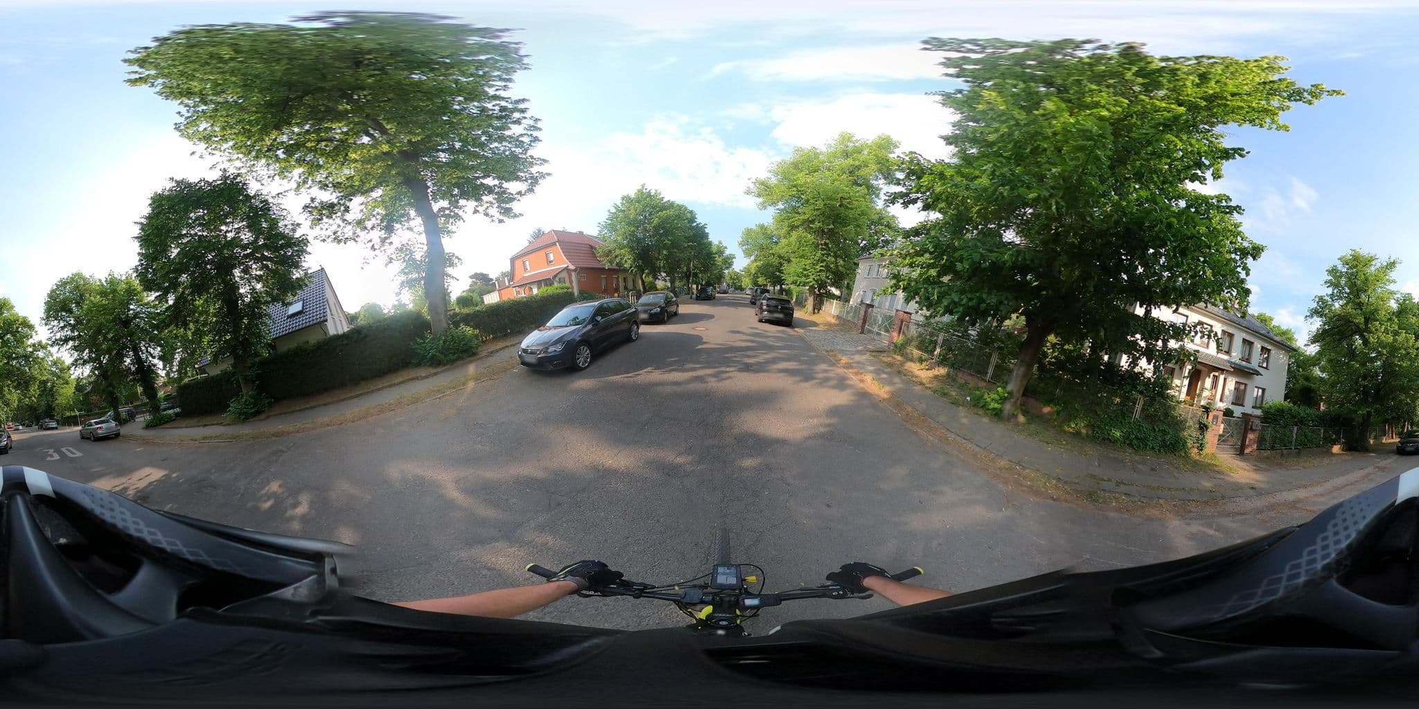Street view near Pension Fontane-Pension, Strausberg — © stefanhrt (CC BY-SA · Mapillary)