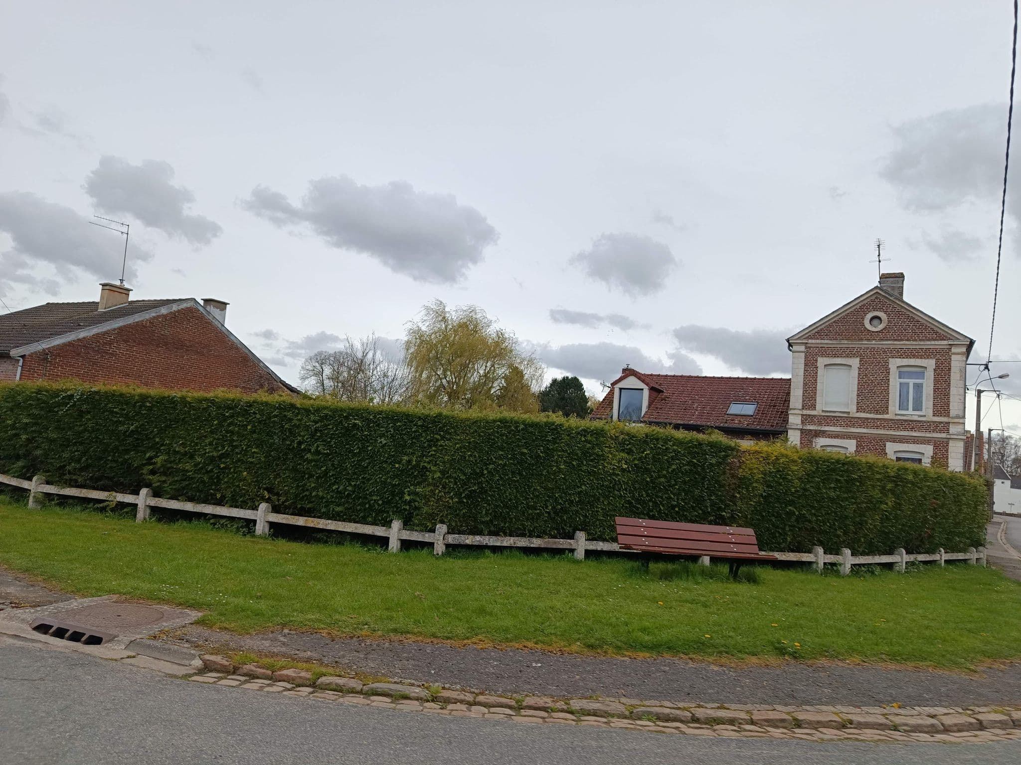 Street view near Gîte rural L'école au gîte, Duisans — © kritic (CC BY-SA · Mapillary)