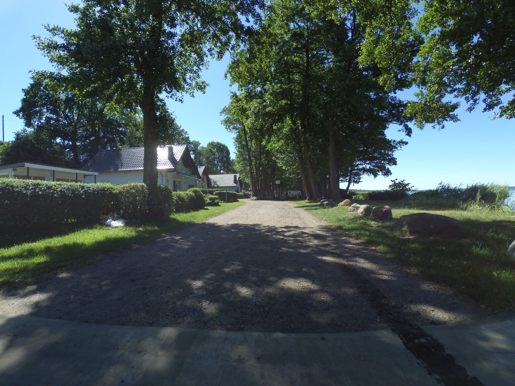 Street view near Huuis Sünnenschien, Malchow — © peewee32 (CC BY-SA · Mapillary)