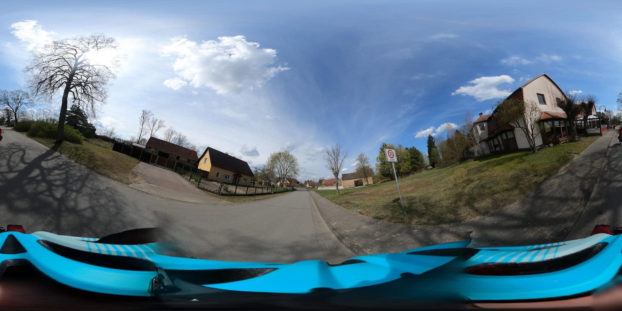 Street view near Hotel und Restaurant Waldeck, Rheinsberg — © DetlefM_ADFC_OPR (CC BY-SA · Mapillary)