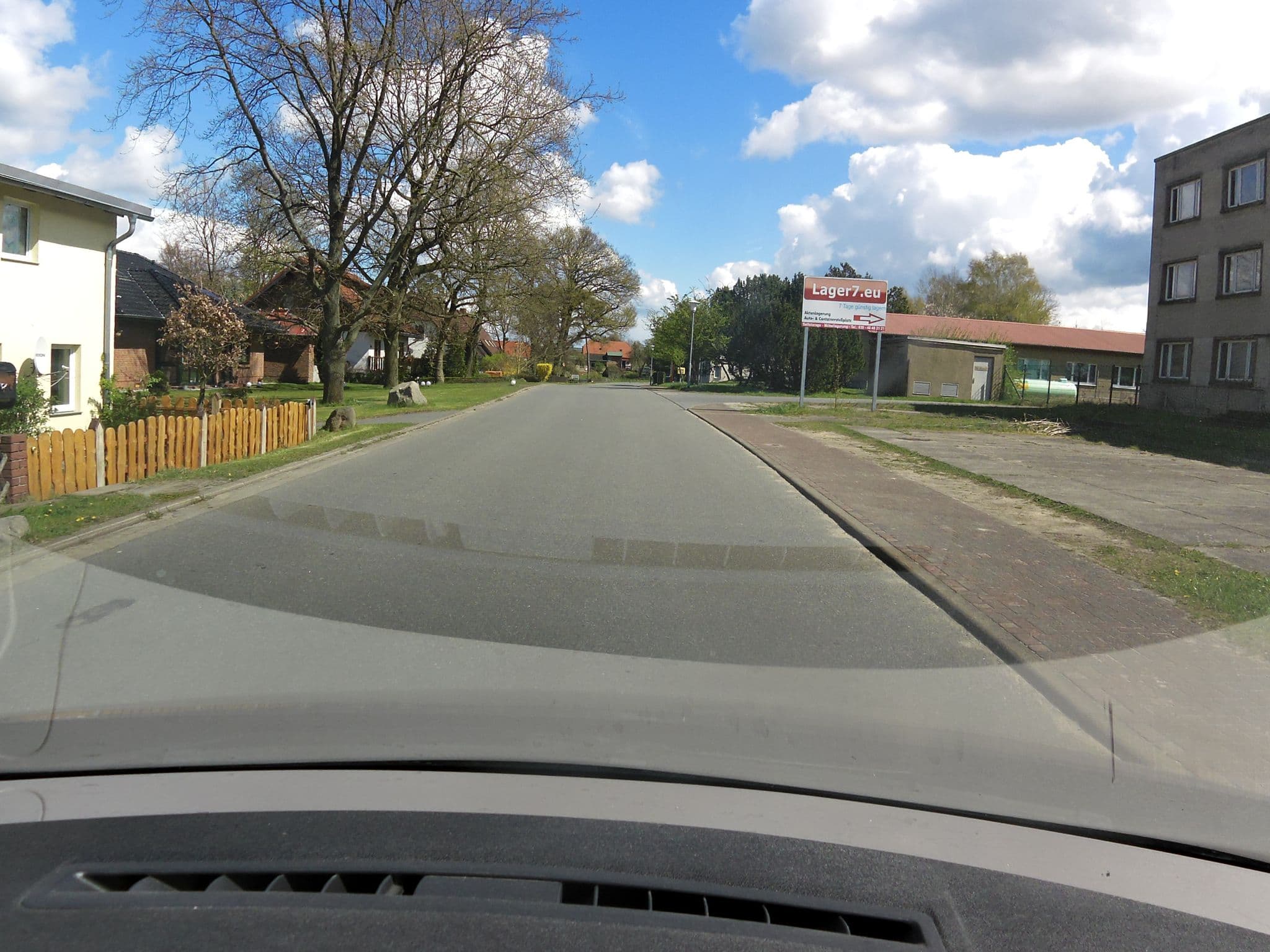 Street view near Pension Petersdorf, Malchow — © zoegglmeyr (CC BY-SA · Mapillary)