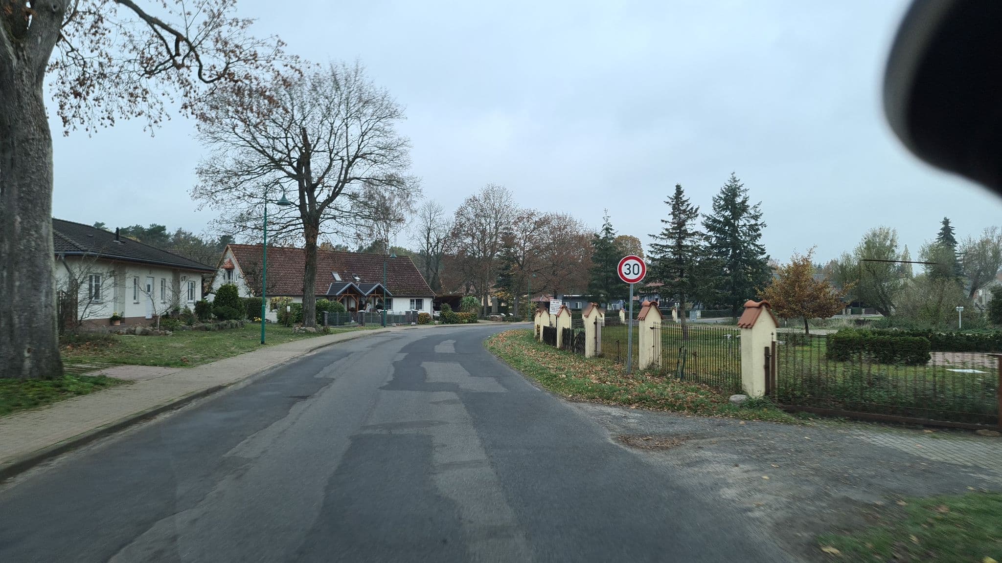 Street view near Heidegasthof Klosterheide, Lindow — © dsmm (CC BY-SA · Mapillary)