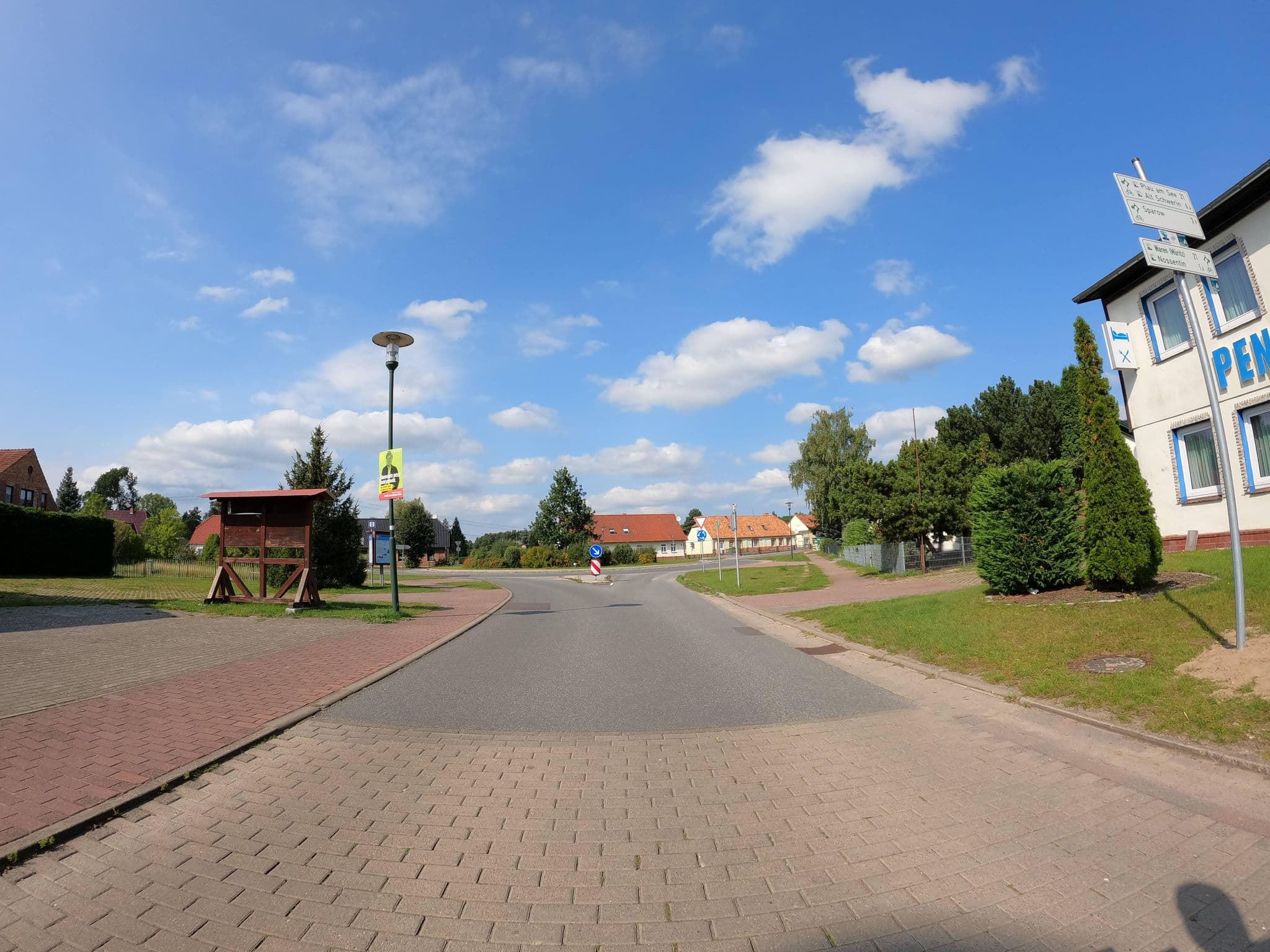 Street view near Landgasthaus Fleesensee Silz, Malchow — © strubbl (CC BY-SA · Mapillary)
