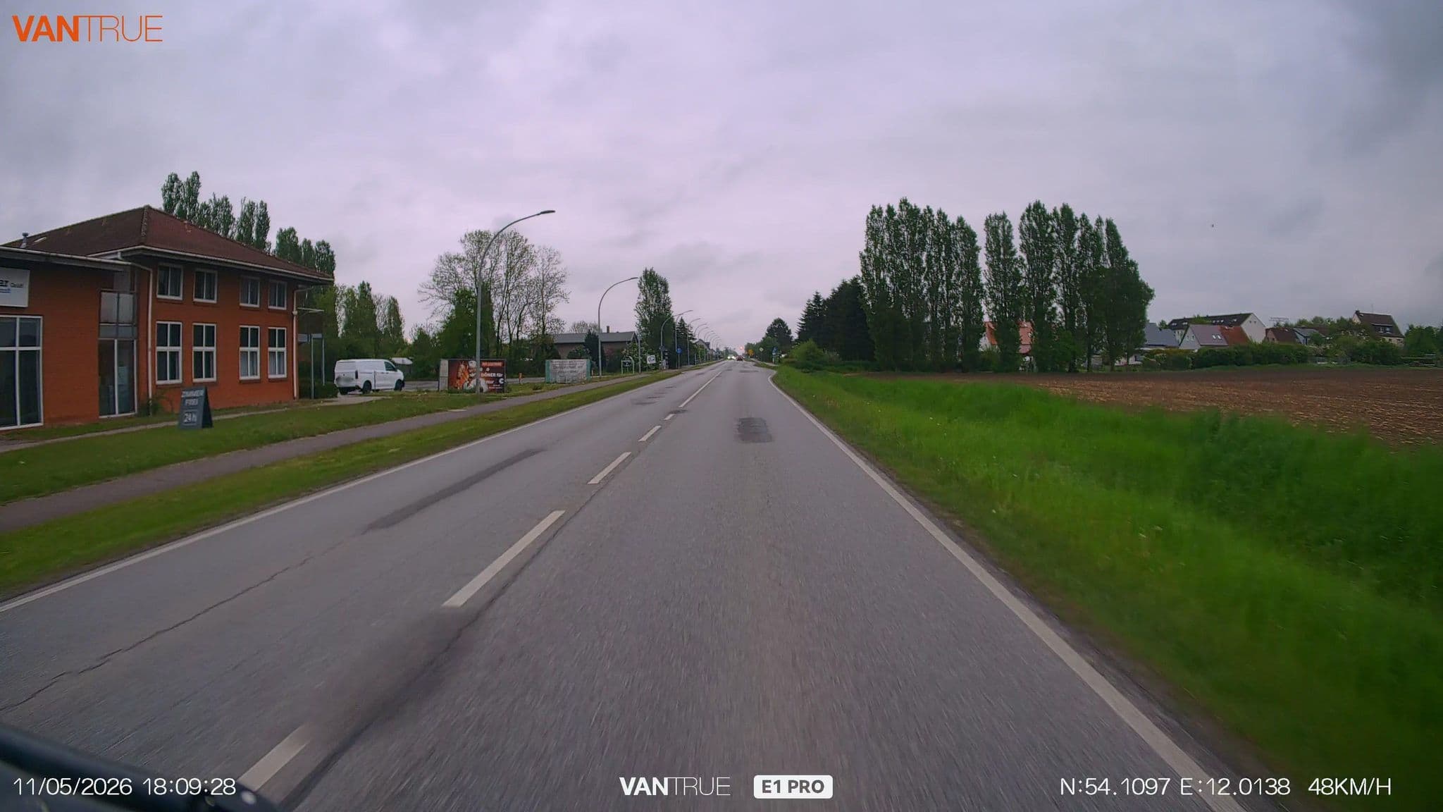 Street view near Casilino Hotel Rostocker Tor, Lambrechtshagen — © LordOslo (CC BY-SA · Mapillary)