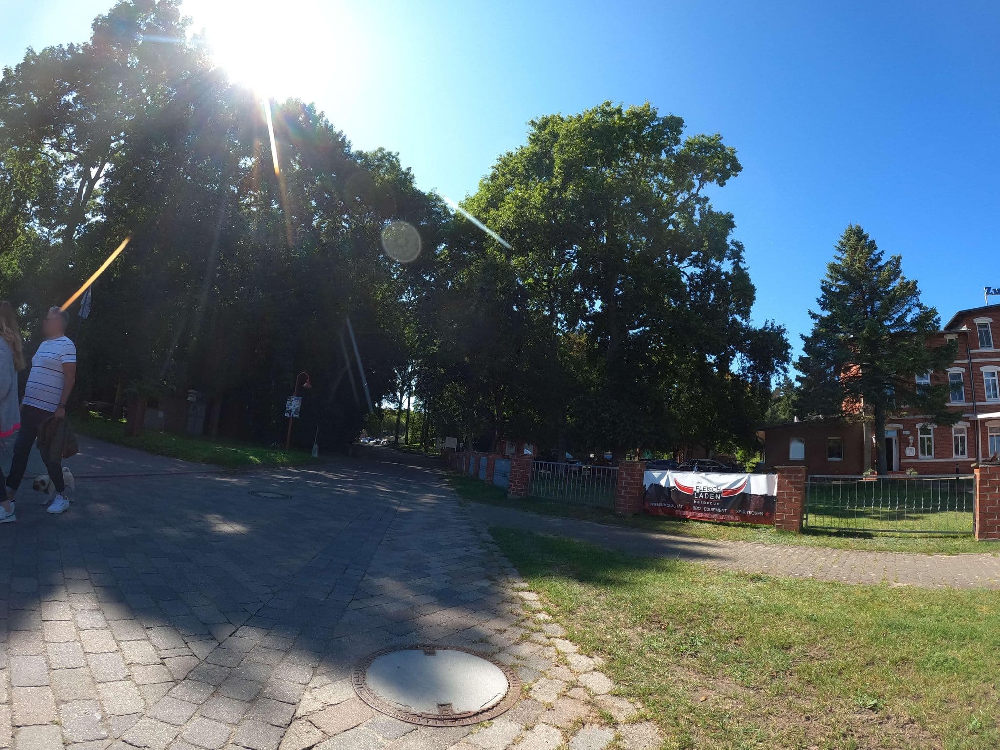 Street view near Pension Seeblick, Prohn — © strubbl (CC BY-SA · Mapillary)