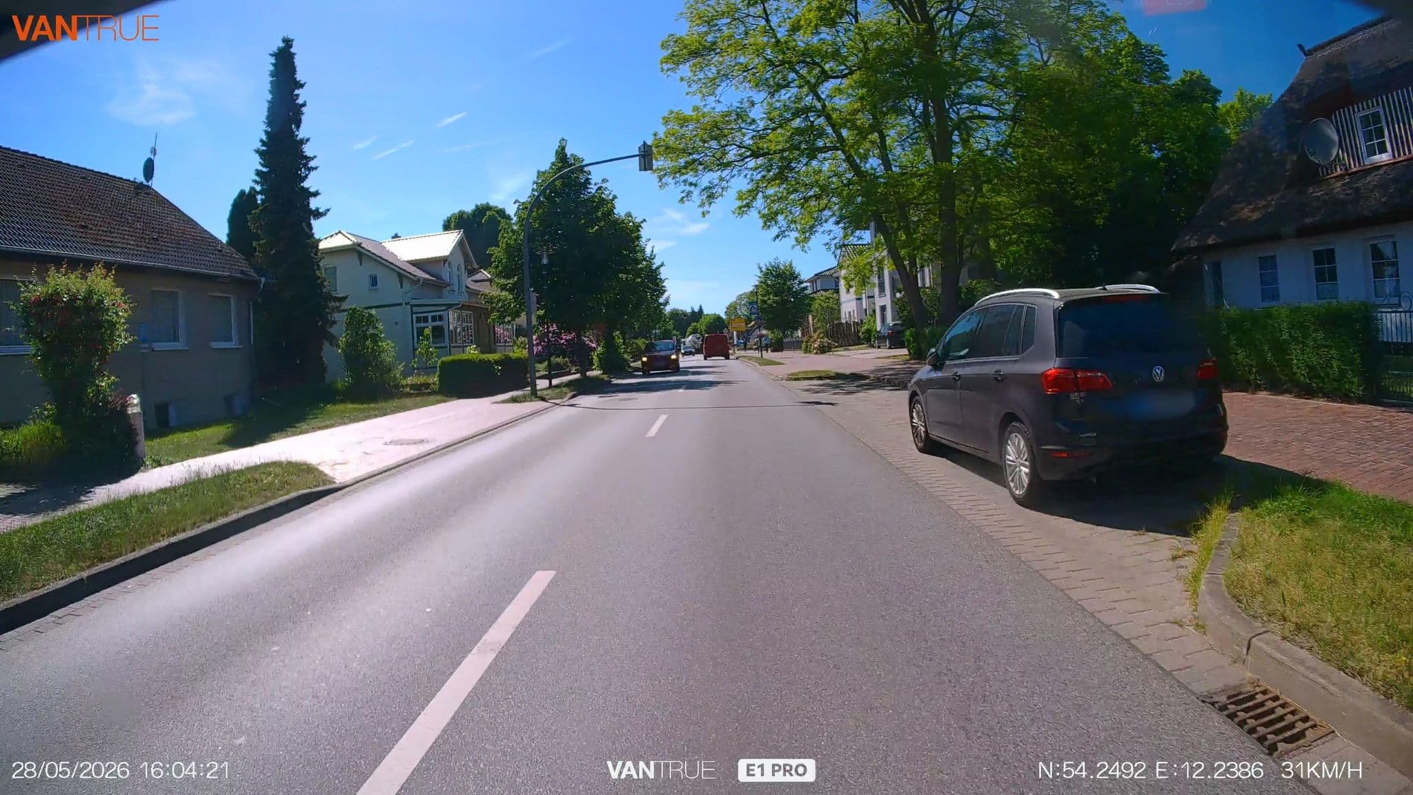 Street view near Ferienhaus Buhne V, Seeheilbad Graal-Müritz — © LordOslo (CC BY-SA · Mapillary)