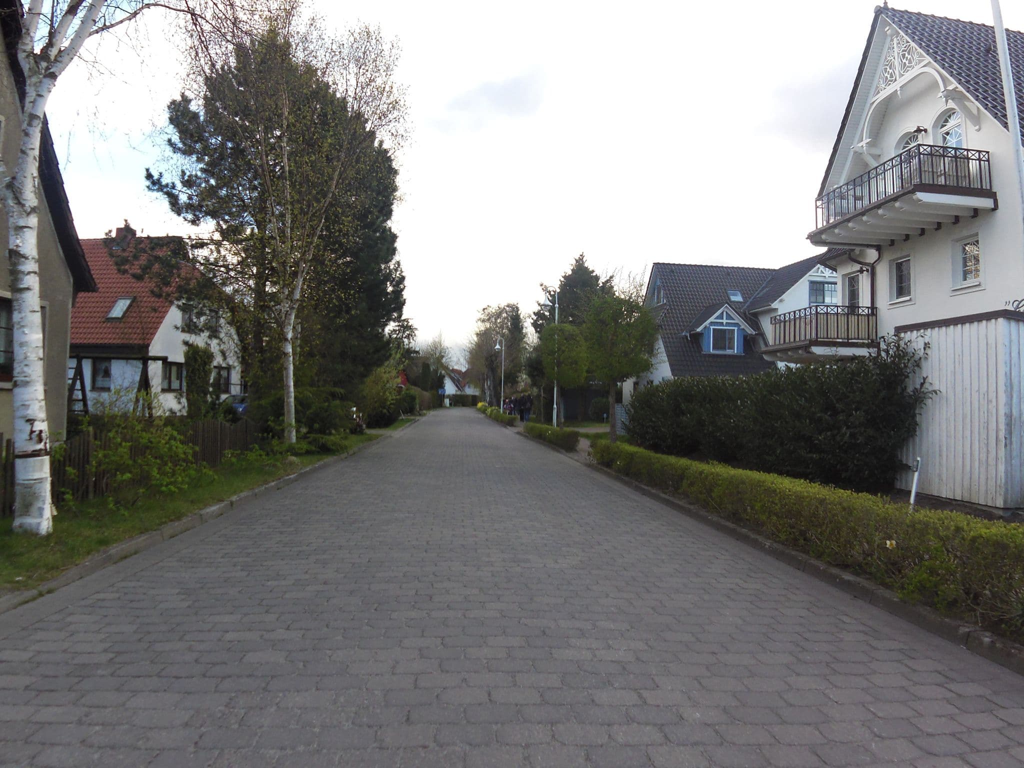 Street view near Villa Carpe Diem, Zingst — © zoegglmeyr (CC BY-SA · Mapillary)