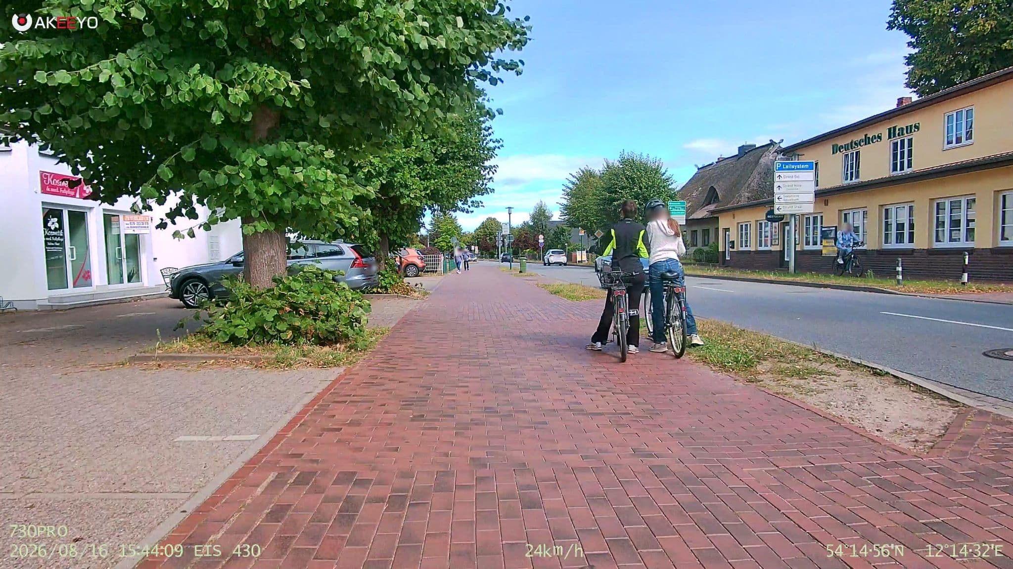 Street view near strandsommer Immobilien Jörn Kunde & Ingo Müller, Seeheilbad Graal-Müritz — © LordOslo (CC BY-SA · Mapillary)