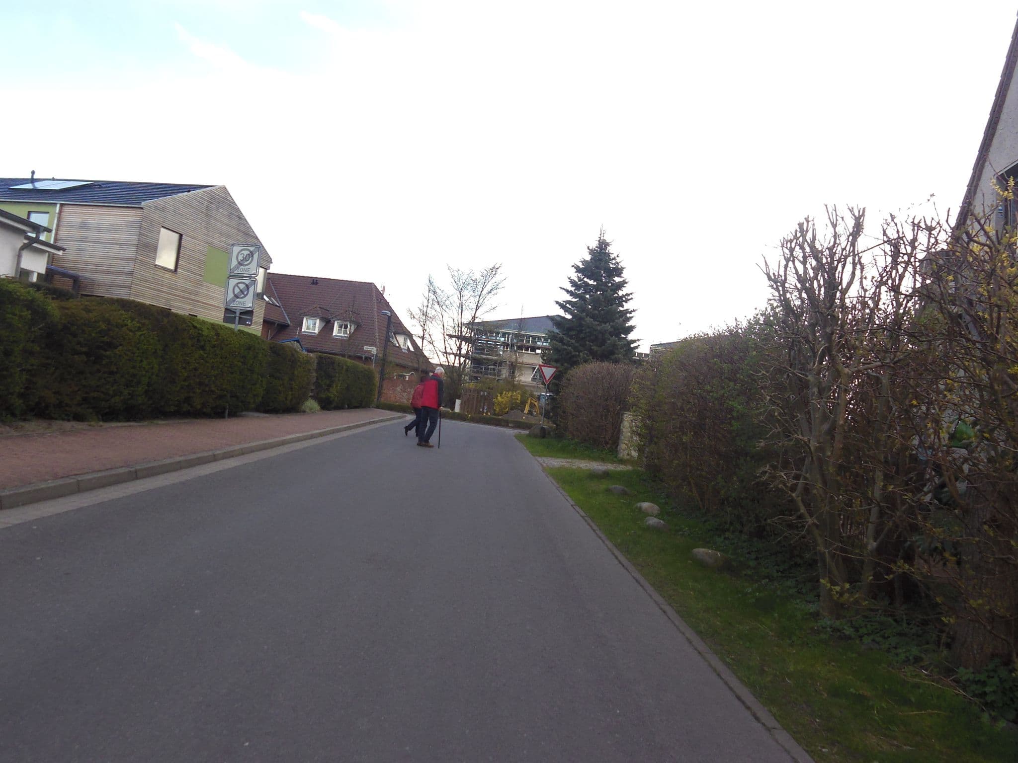 Street view near Haus Henny, Zingst — © zoegglmeyr (CC BY-SA · Mapillary)